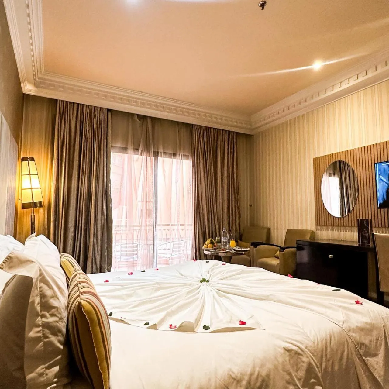 Bed in Royal Mirage Deluxe