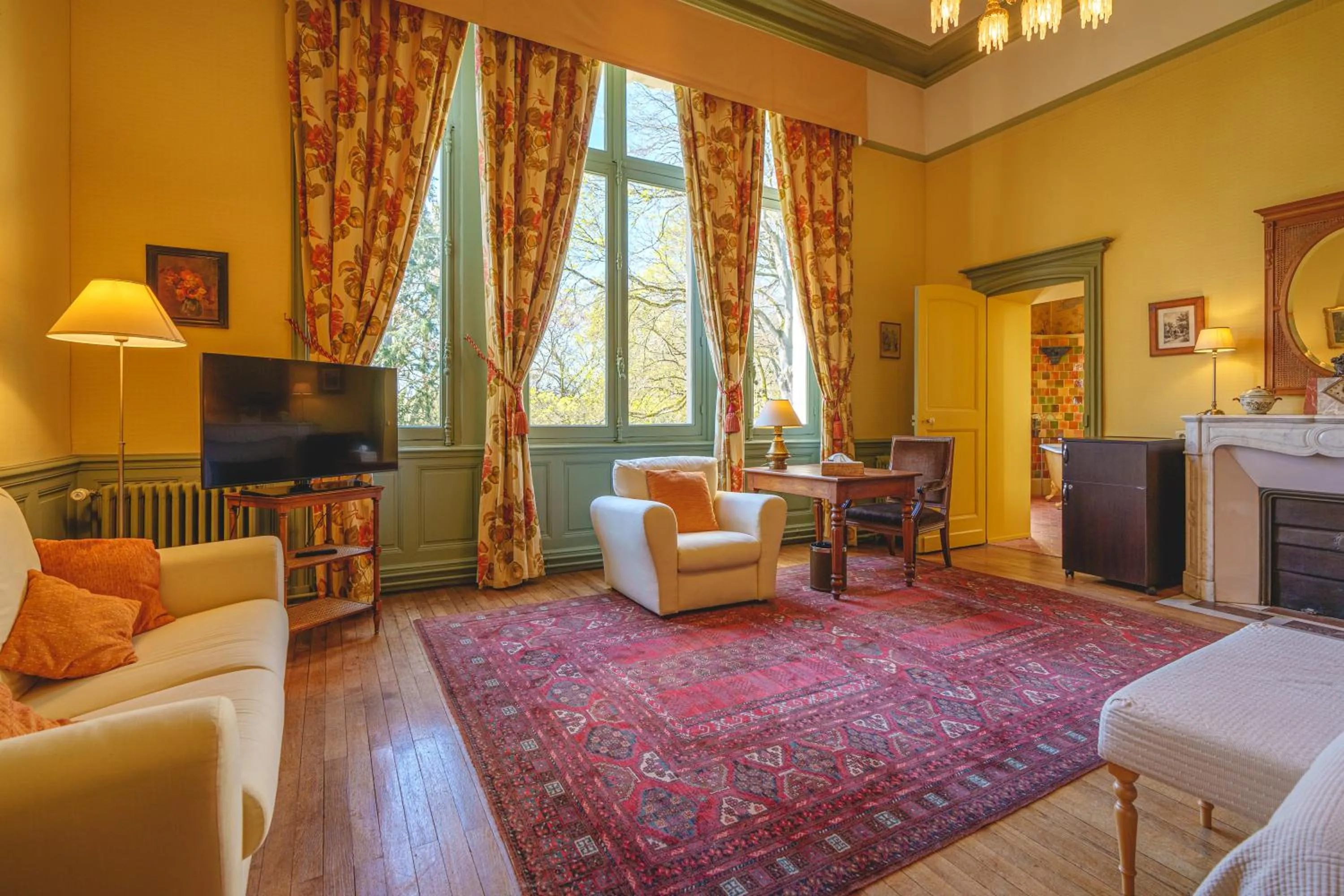 Bed in Château La Comtesse de Loire & Spa