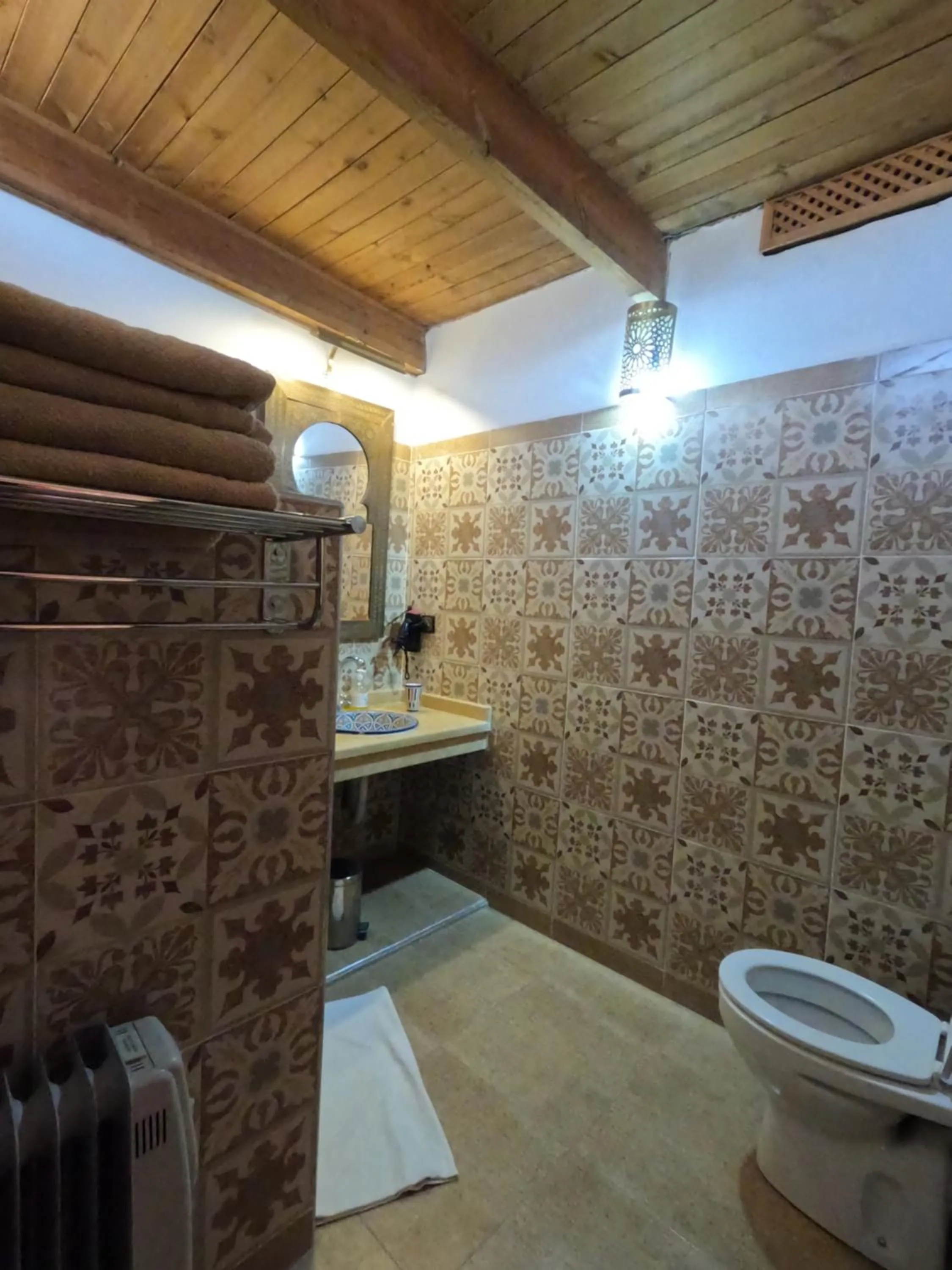Toilet in Riad Zinoun & Spa 11 Rooms