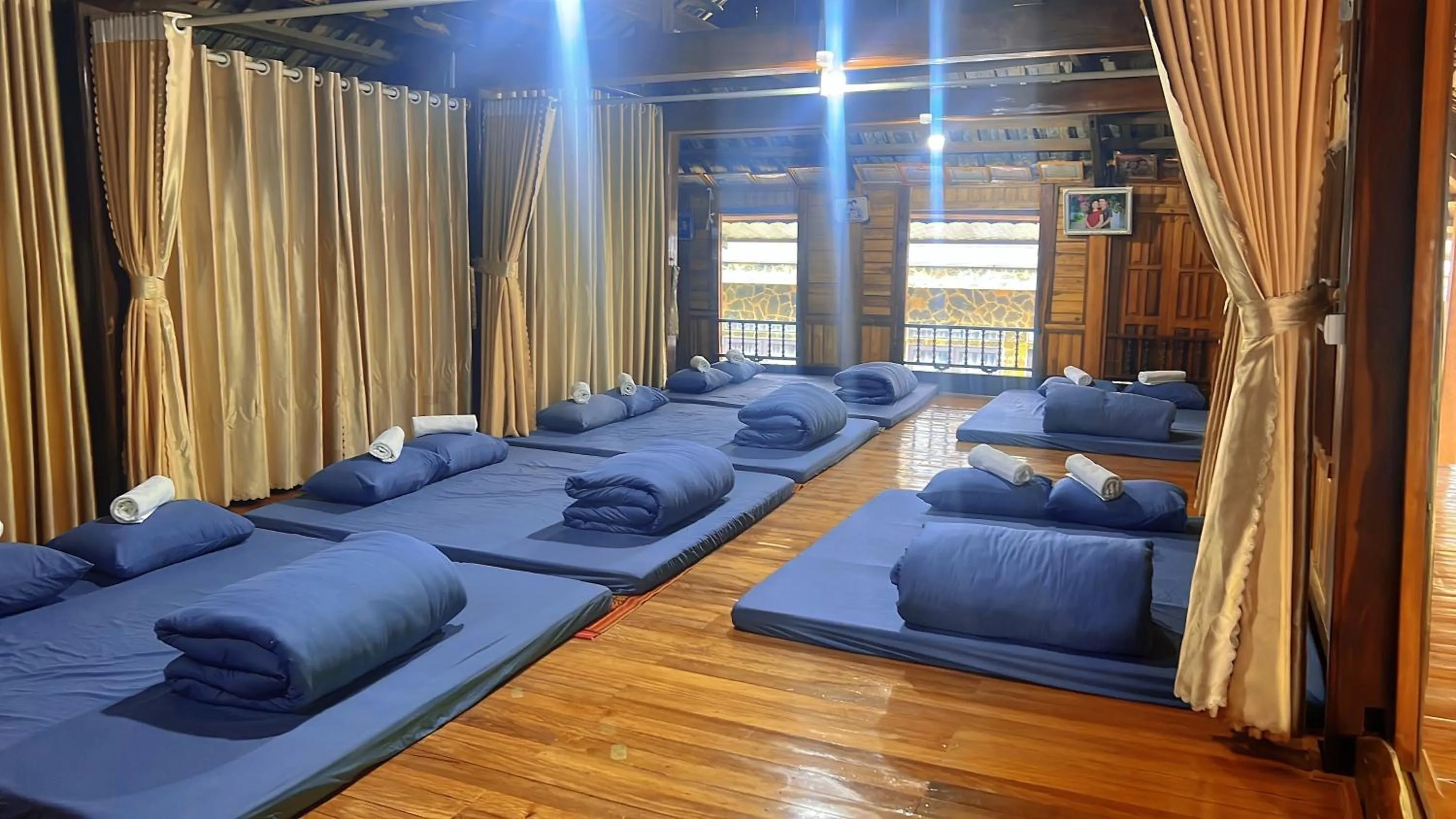 Photo of the whole room in Mai Châu Happy House