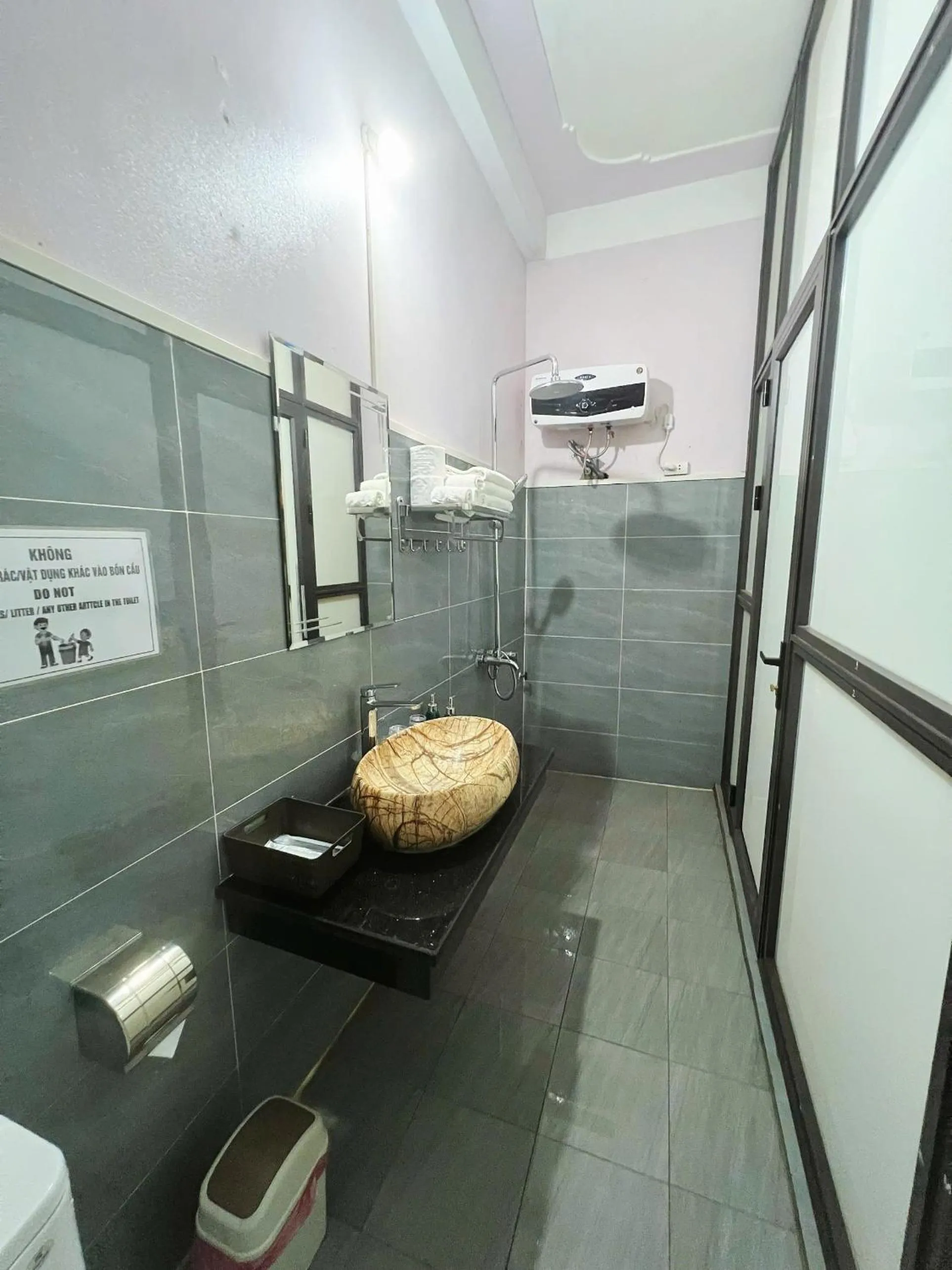 Shower in Mai Châu Happy House