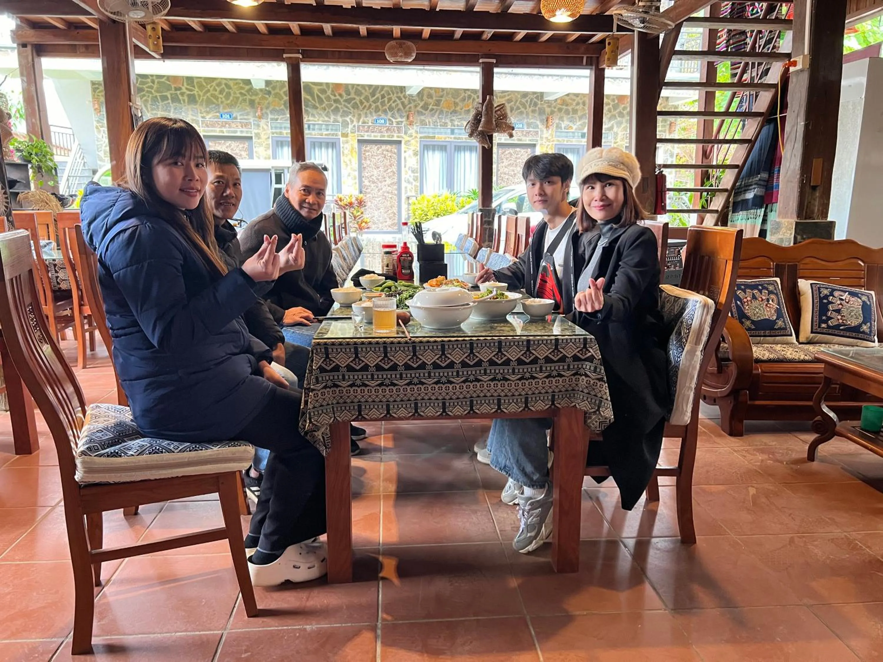 Restaurant/places to eat in Mai Châu Happy House