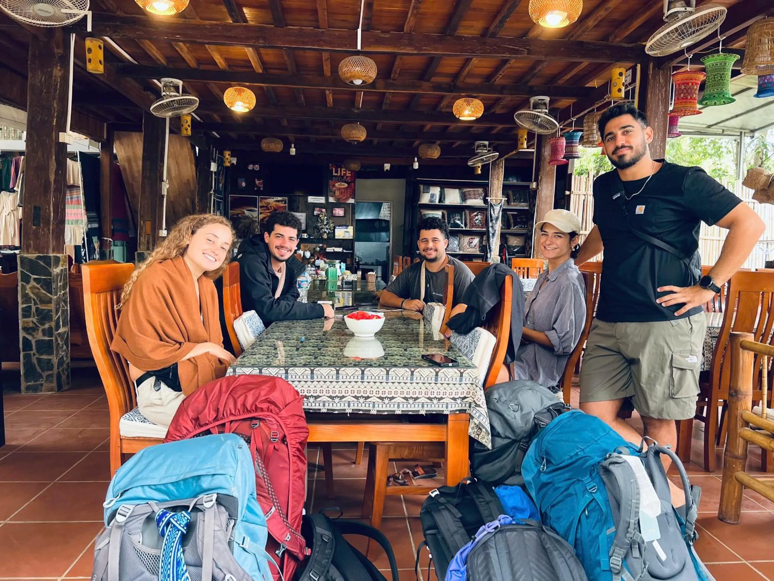 Restaurant/places to eat in Mai Châu Happy House