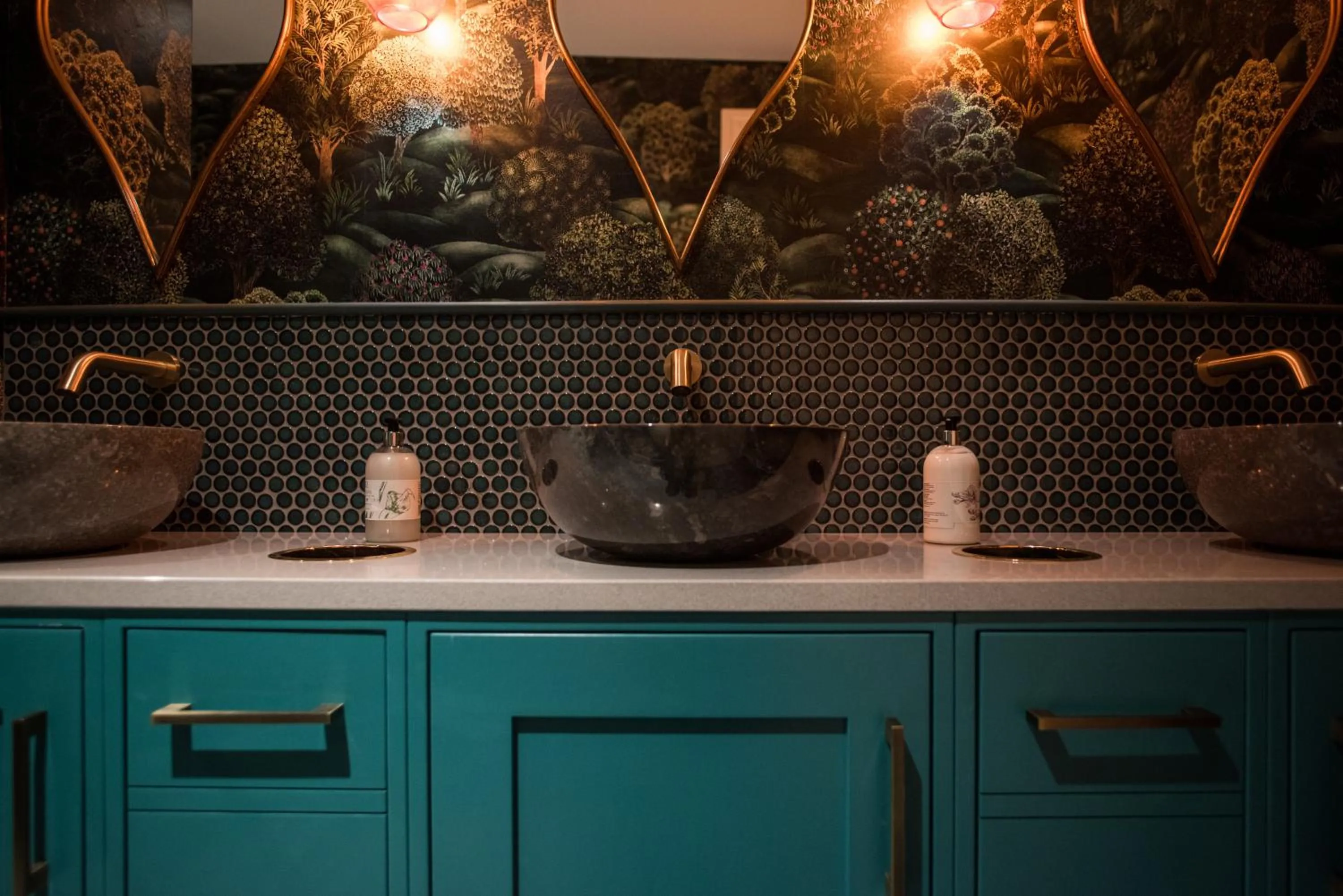 Dewars Restaurant and Rooms