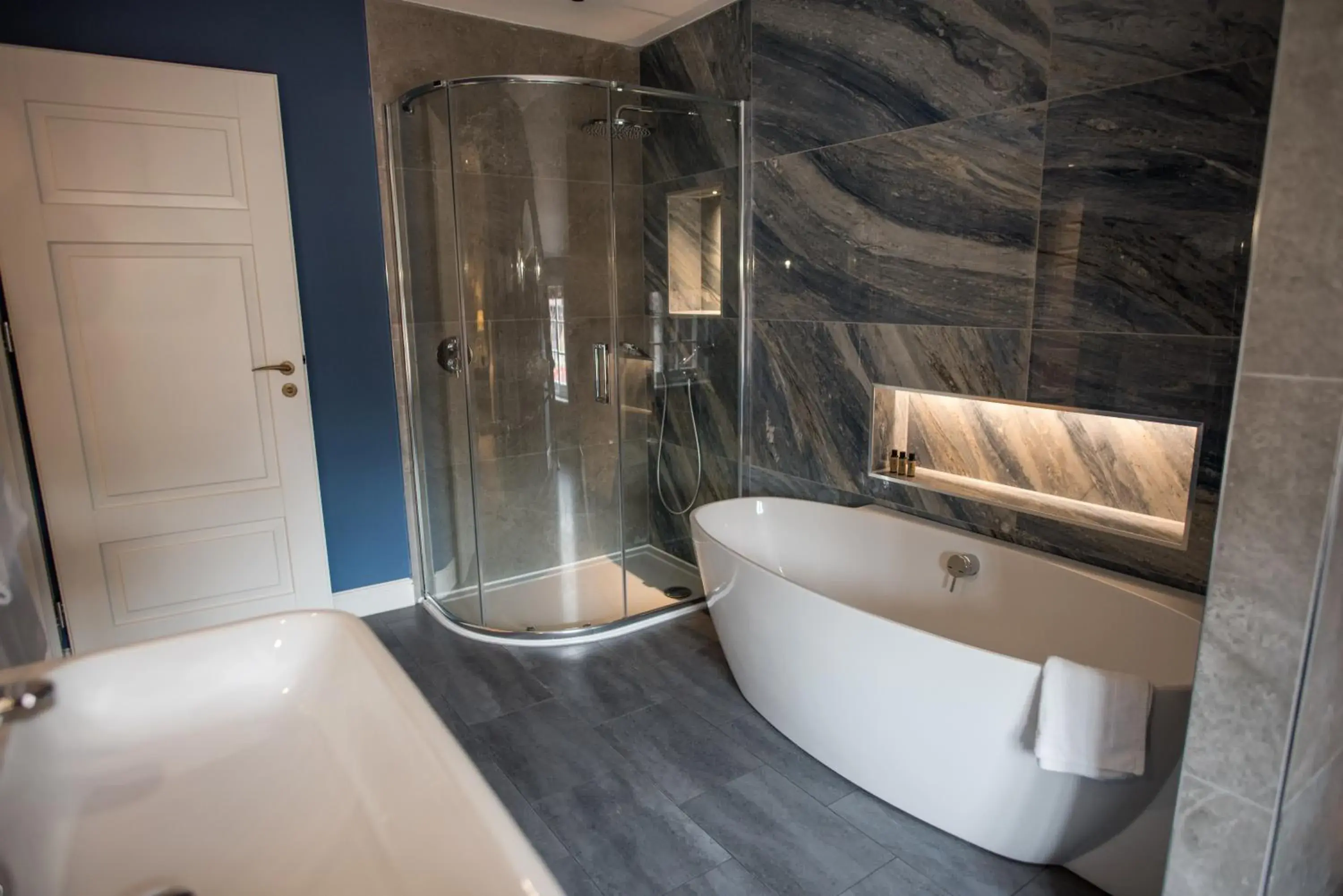 Superior Family Room in Dewars Restaurant and Rooms Superior Family Room in Dewars Restaurant and Rooms