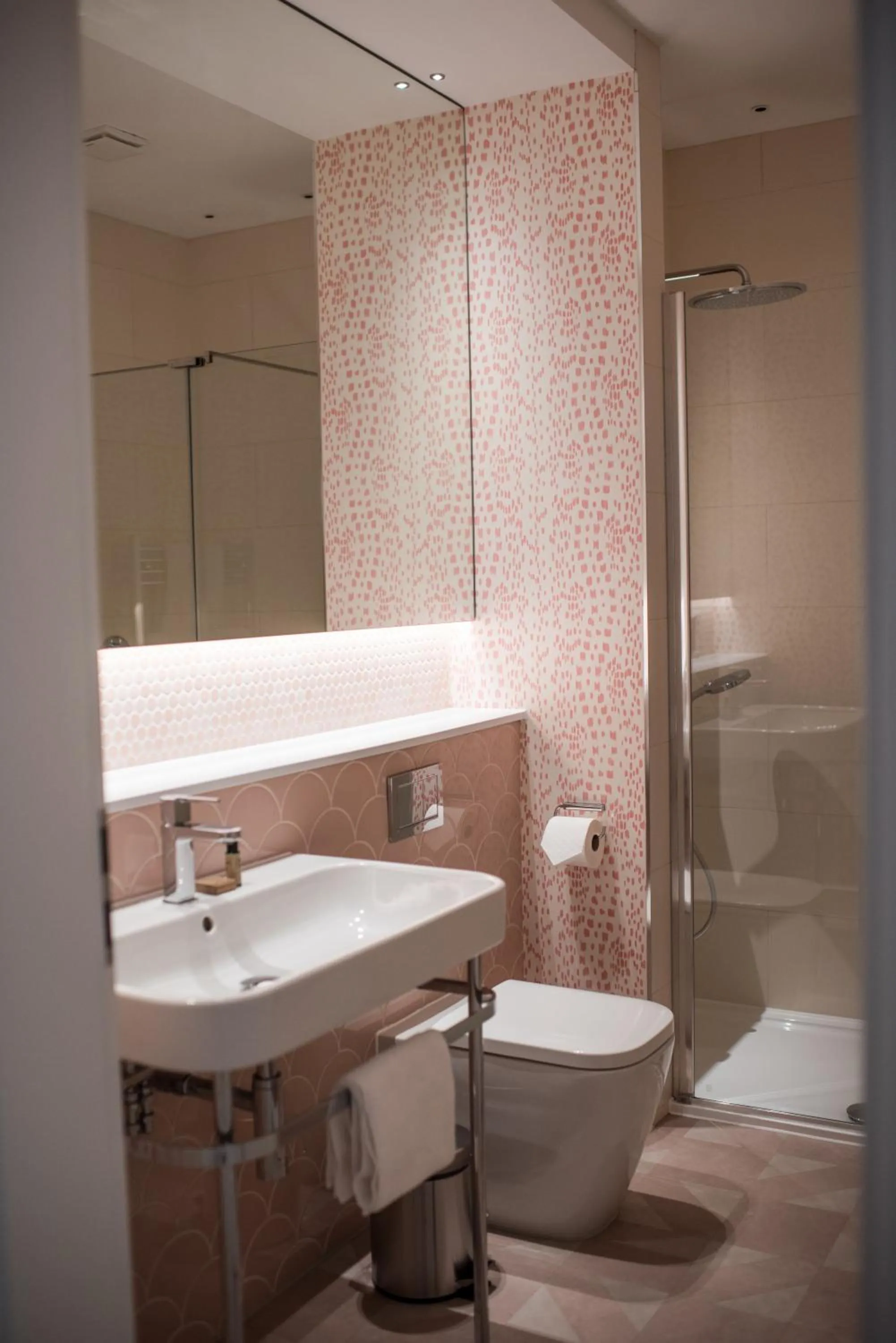 Dewars Restaurant and Rooms