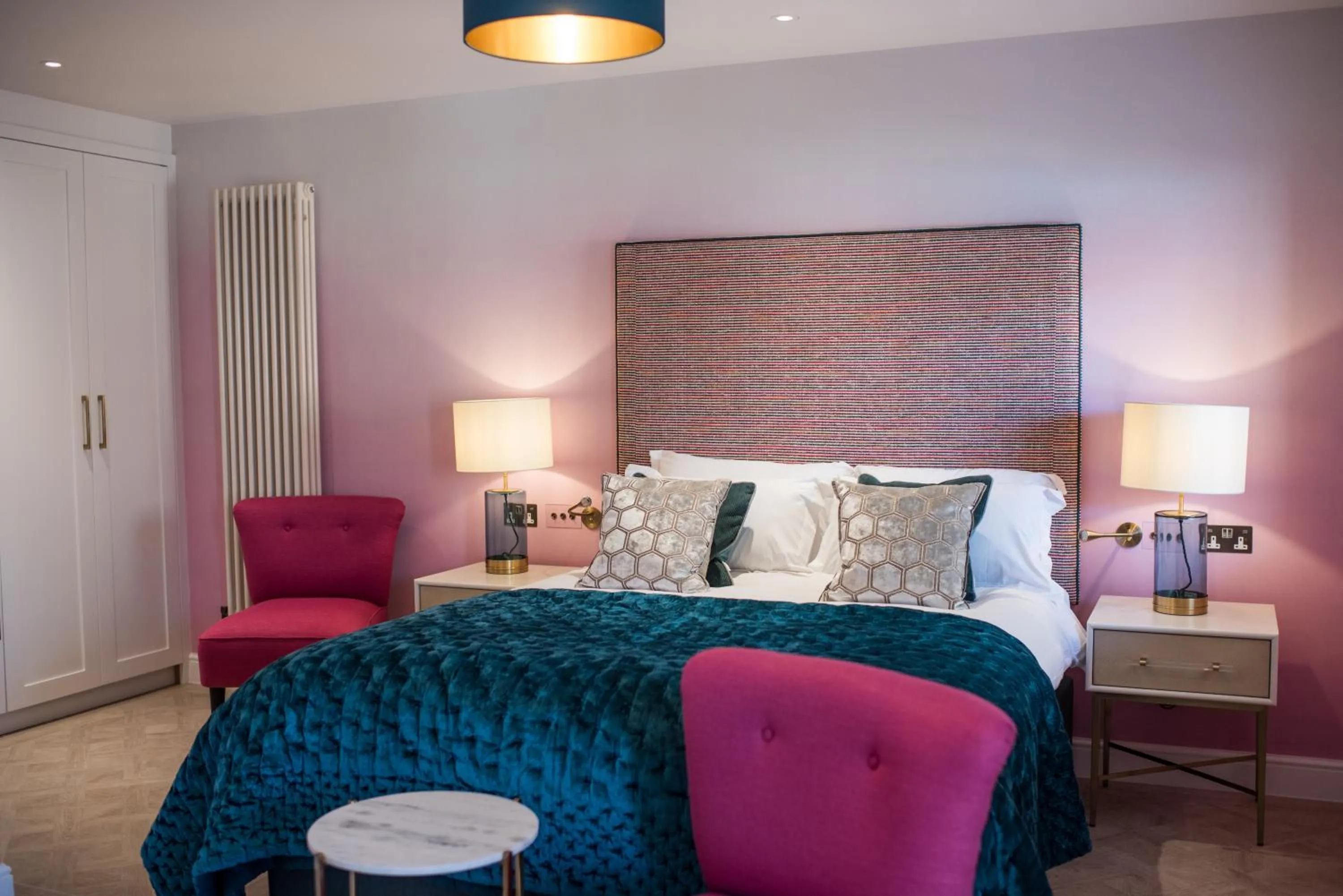 Bed in Dewars Restaurant and Rooms