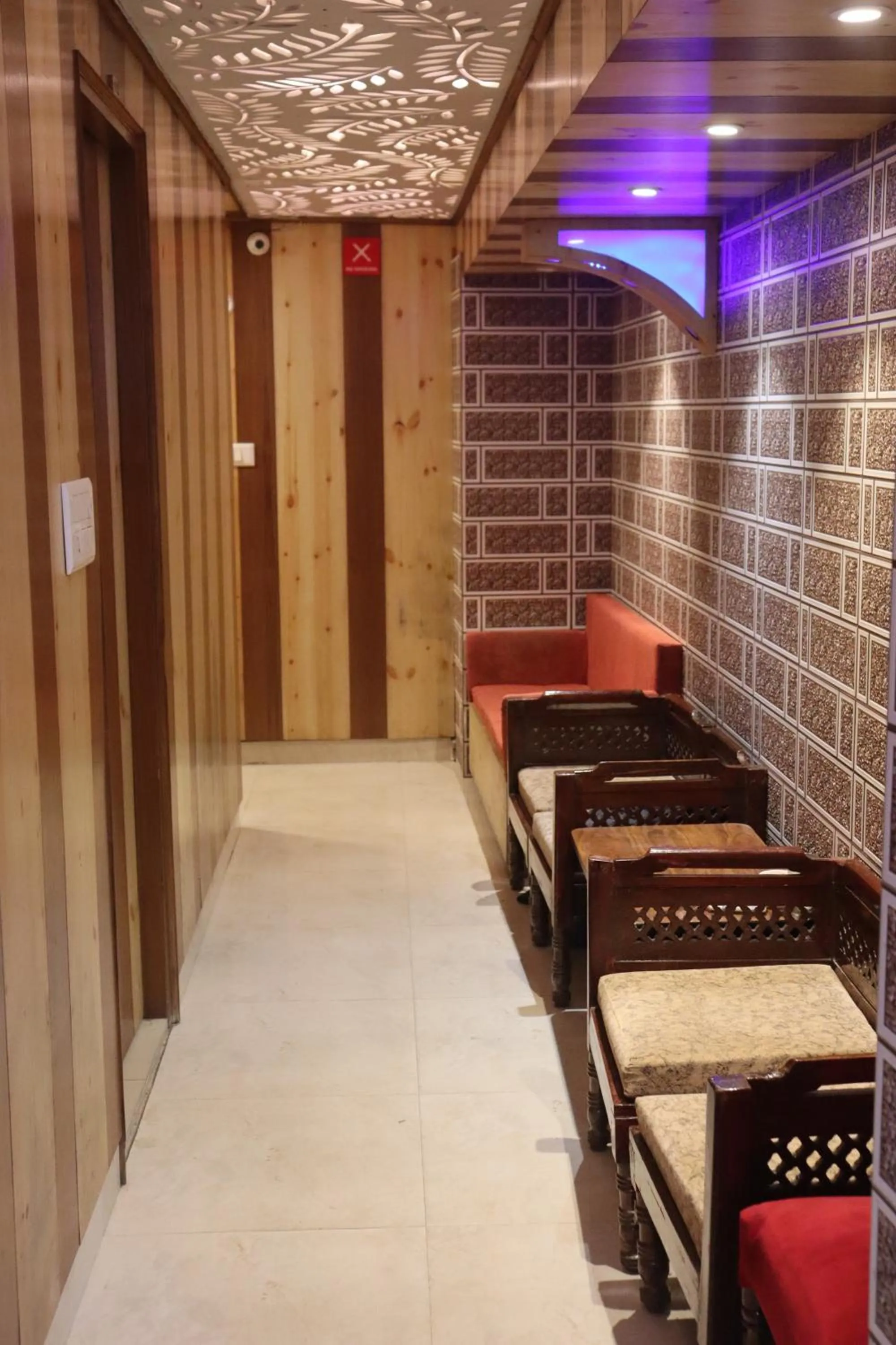 Seating area in Hotel Tourist Home By palak Hospitality