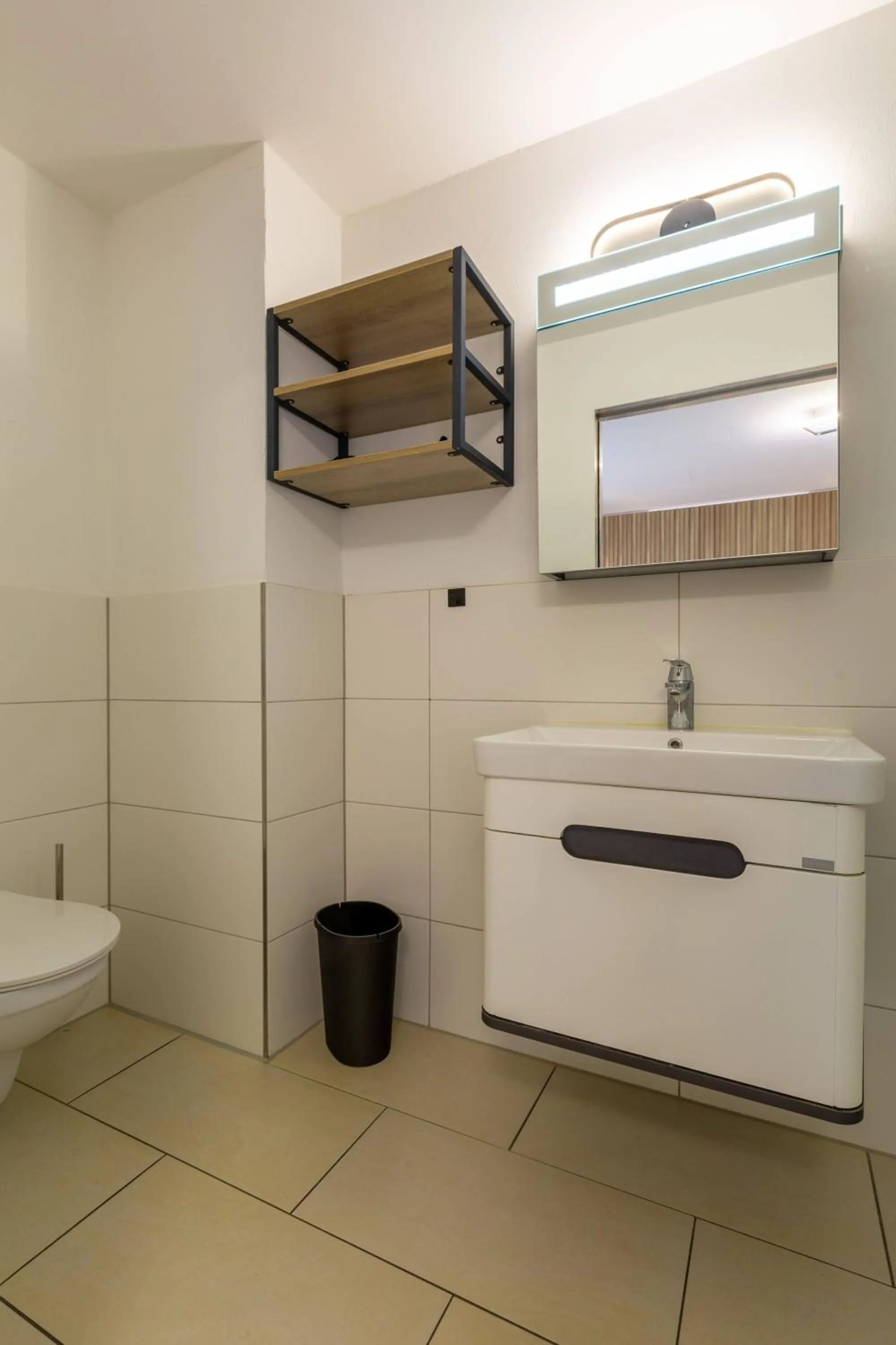 Bathroom in Nani City Hotel Self Check-In