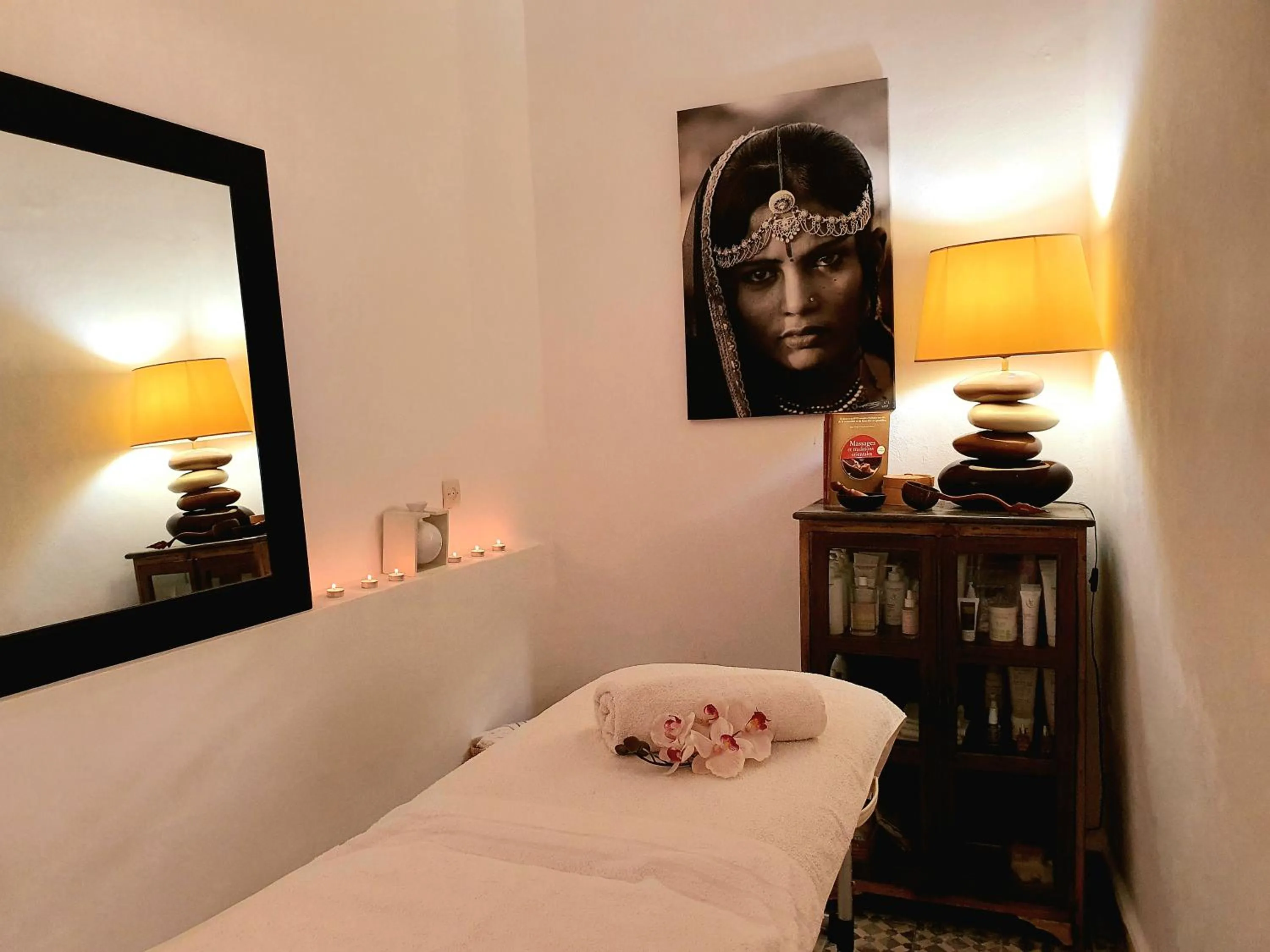 Massage, Bed in Riad Dar Zouar & Spa