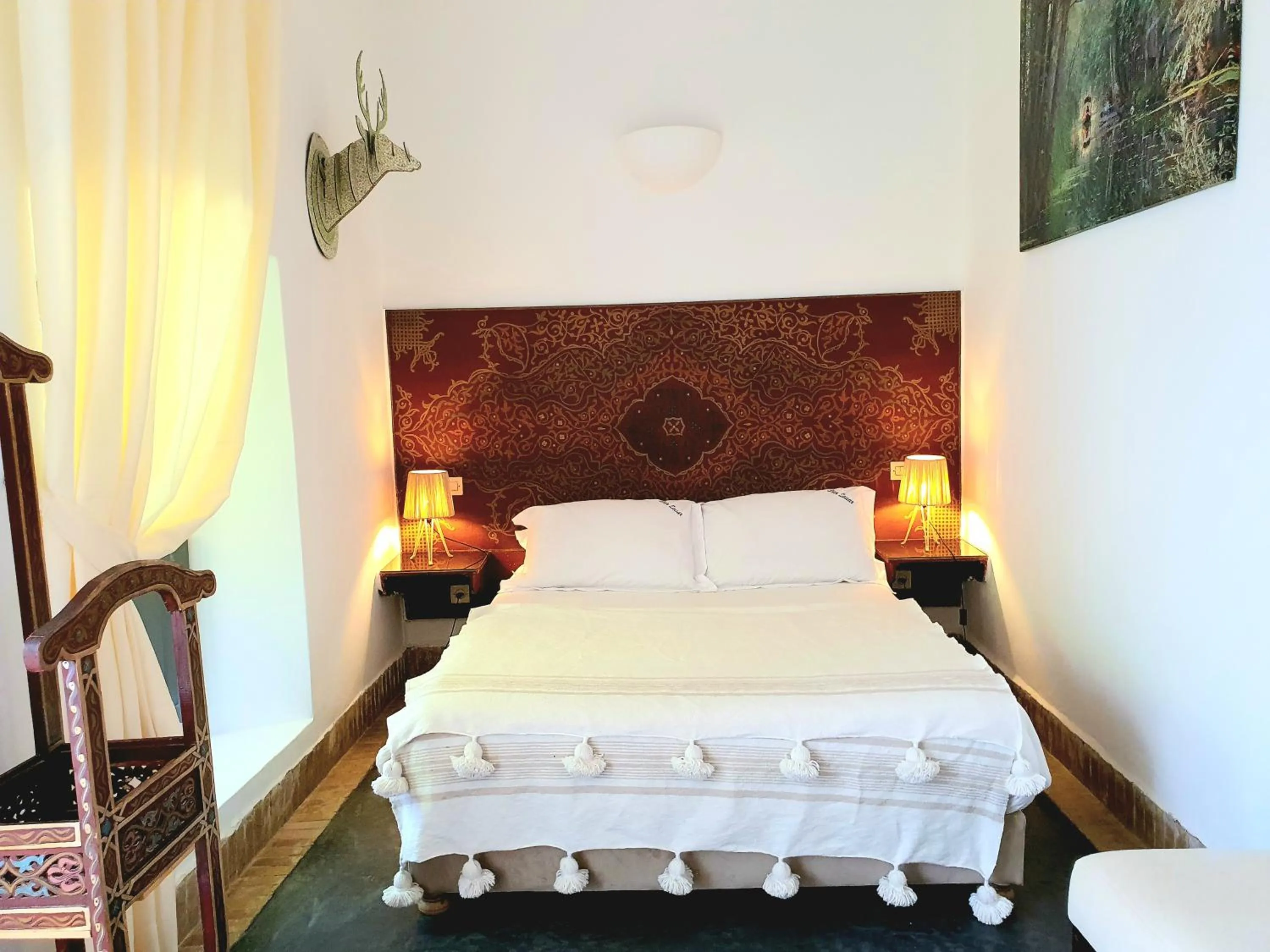 Photo of the whole room, Bed in Riad Dar Zouar & Spa