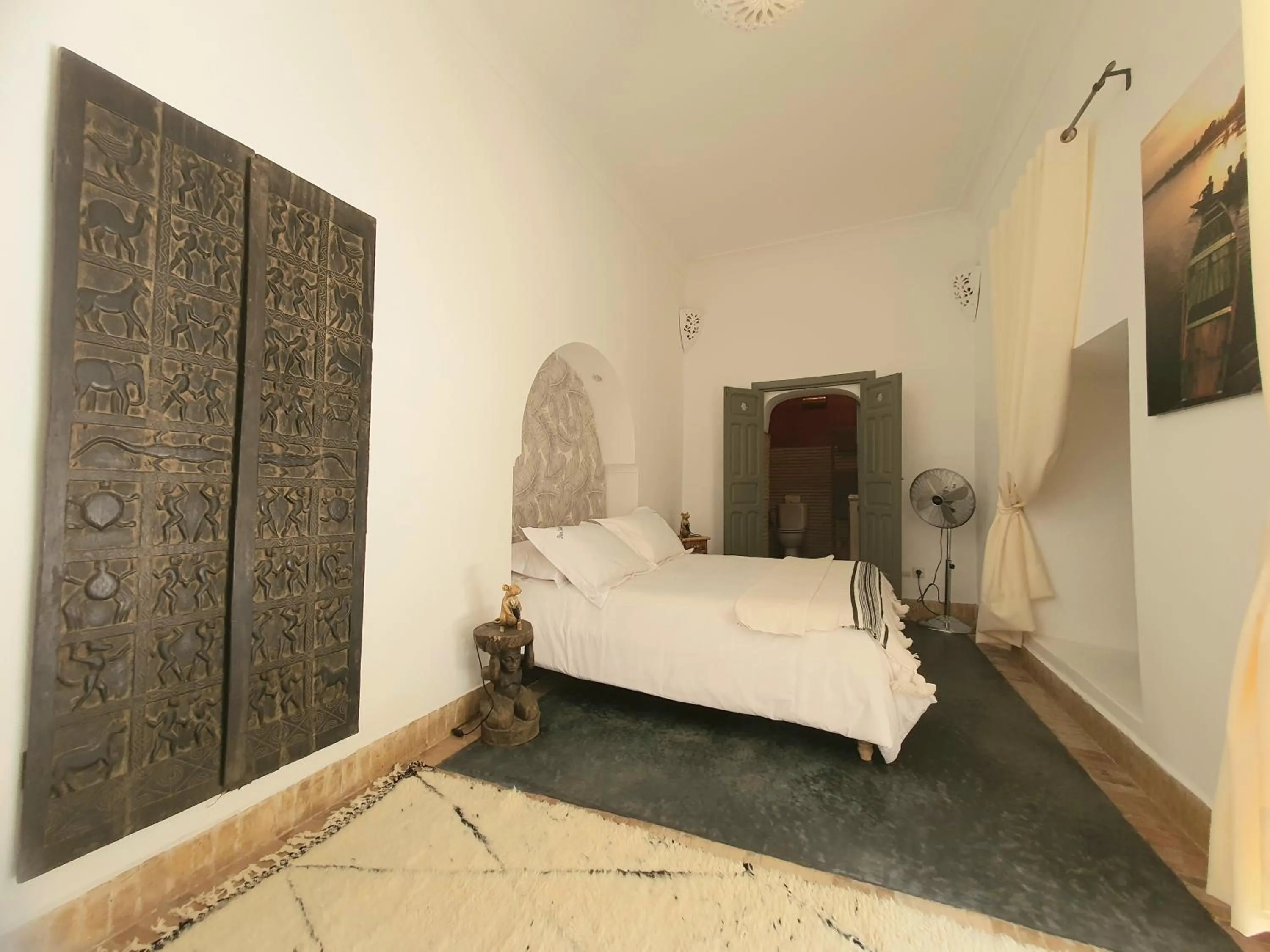 Photo of the whole room, Bed in Riad Dar Zouar & Spa