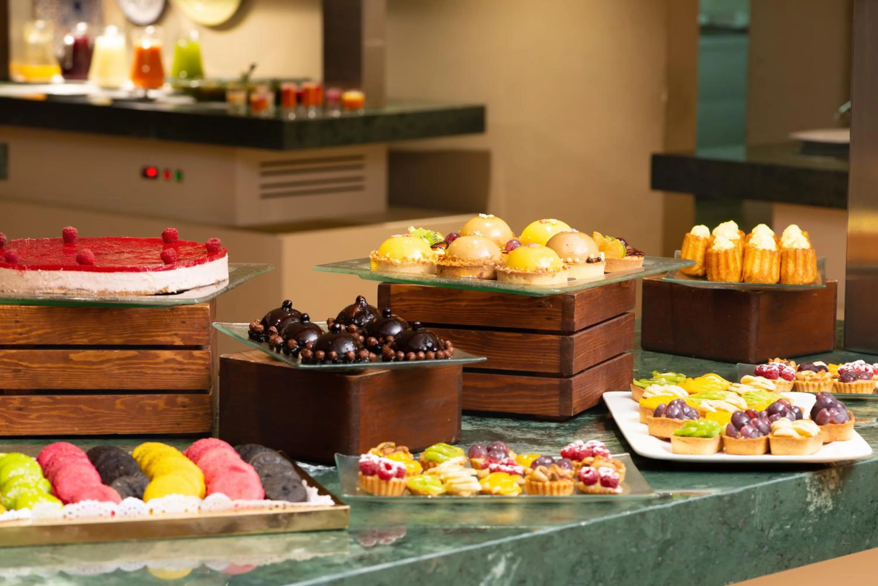 Food and drinks in Odyssee Park Hotel