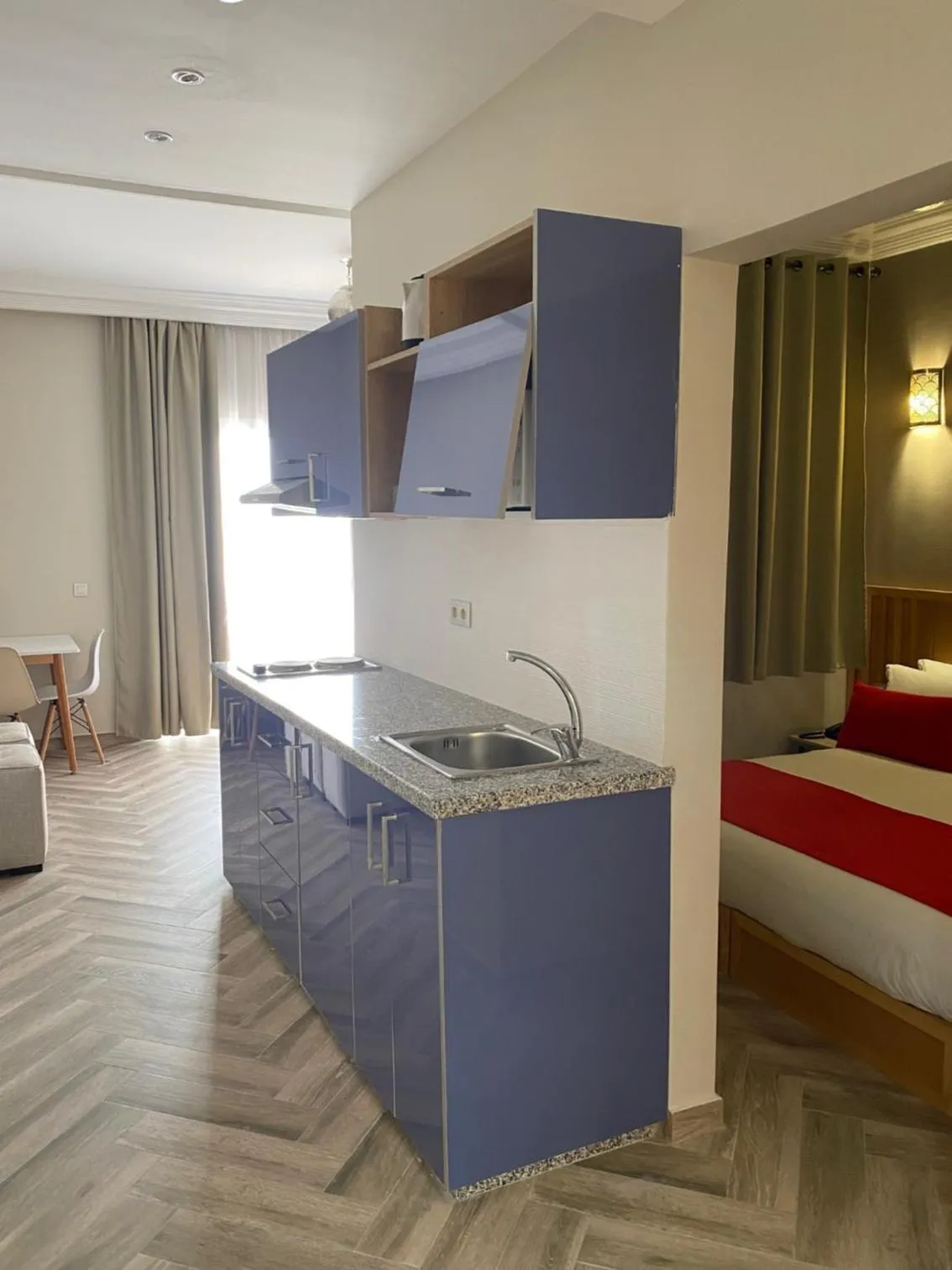 Property building, Bed in Golden Beach Appart'hotel
