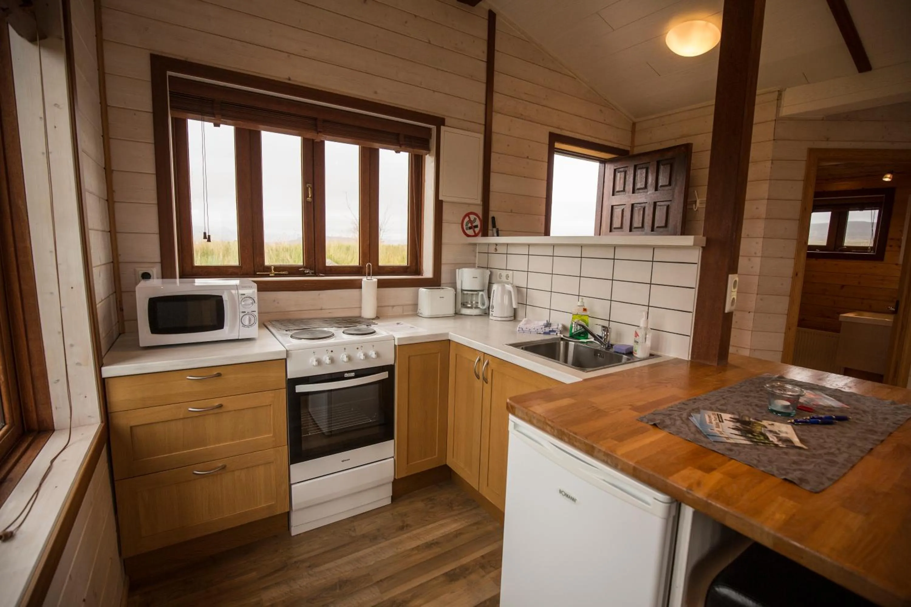 Kitchen or kitchenette in Hestasport Cottages