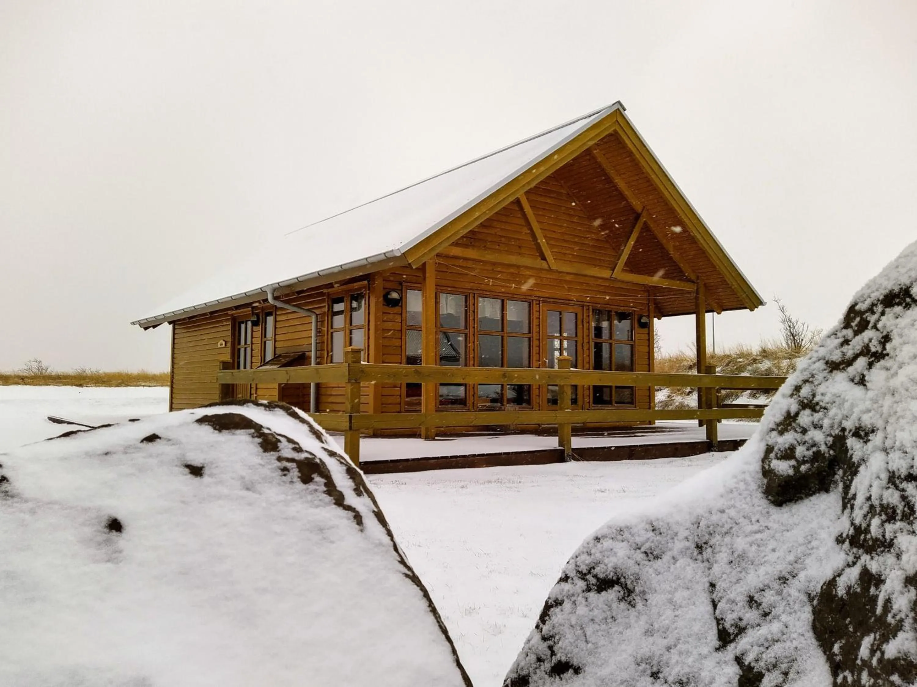 Photo of the whole room in Hestasport Cottages