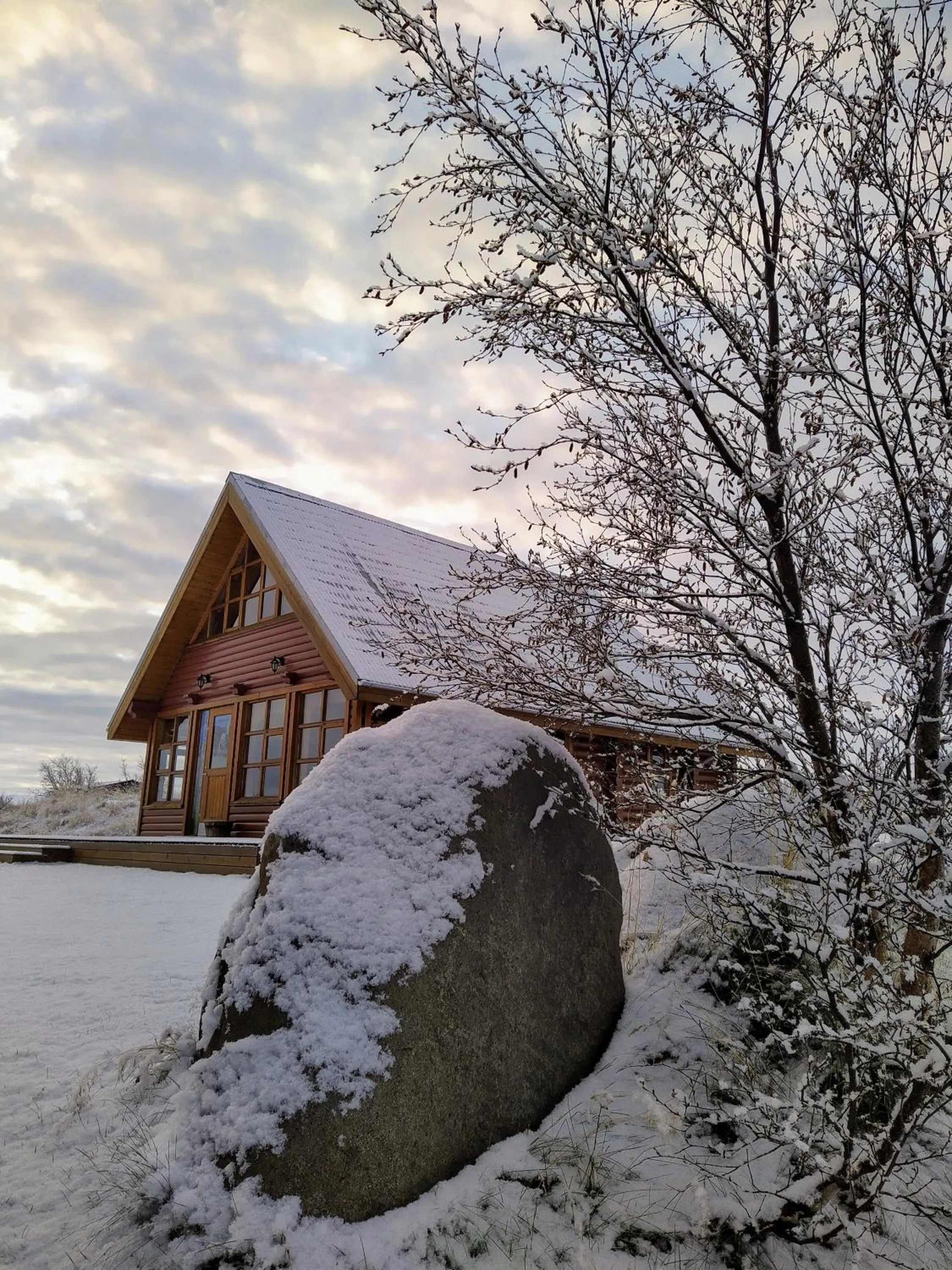 Property building in Hestasport Cottages