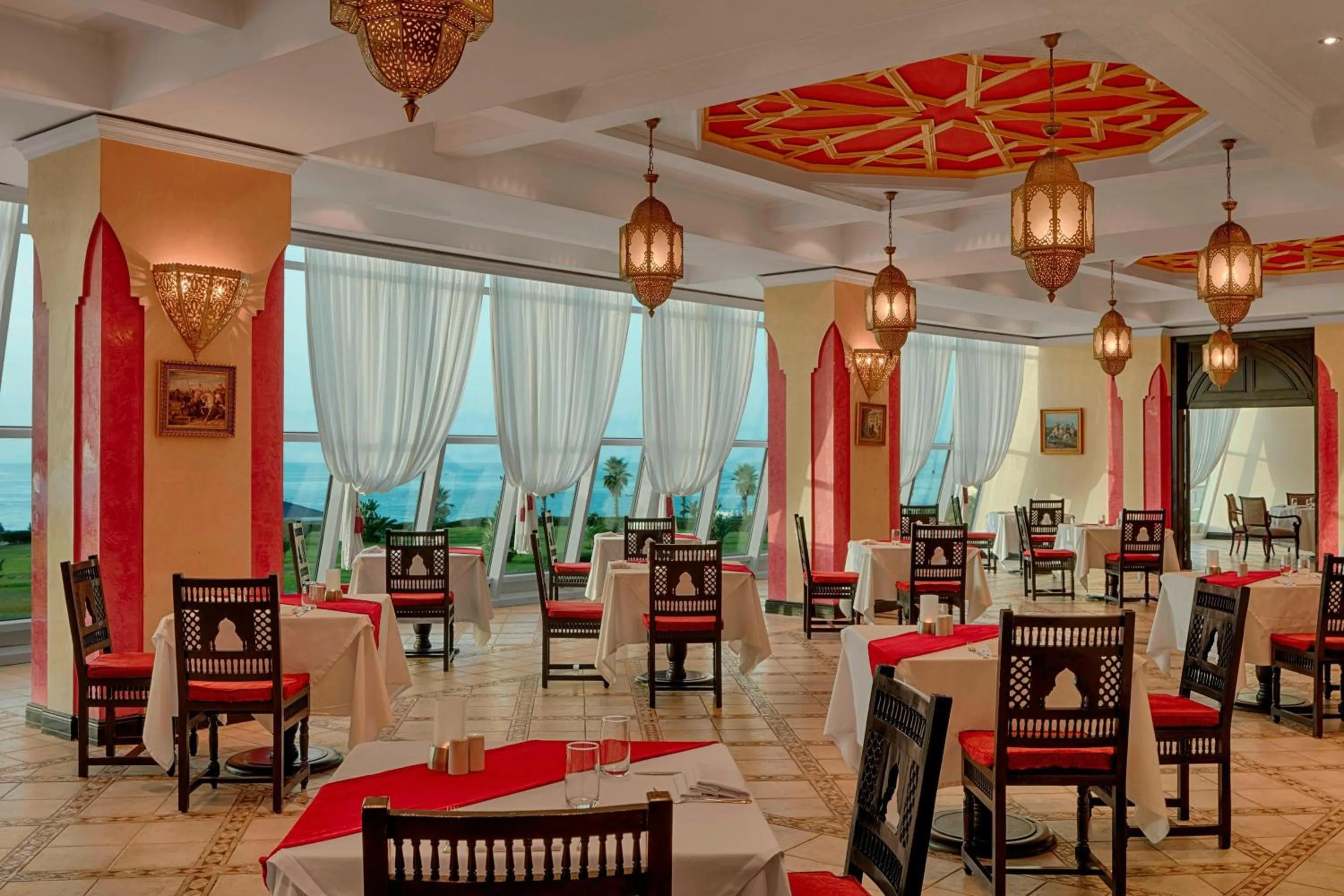 Restaurant/places to eat in Sheraton Club des Pins Resort