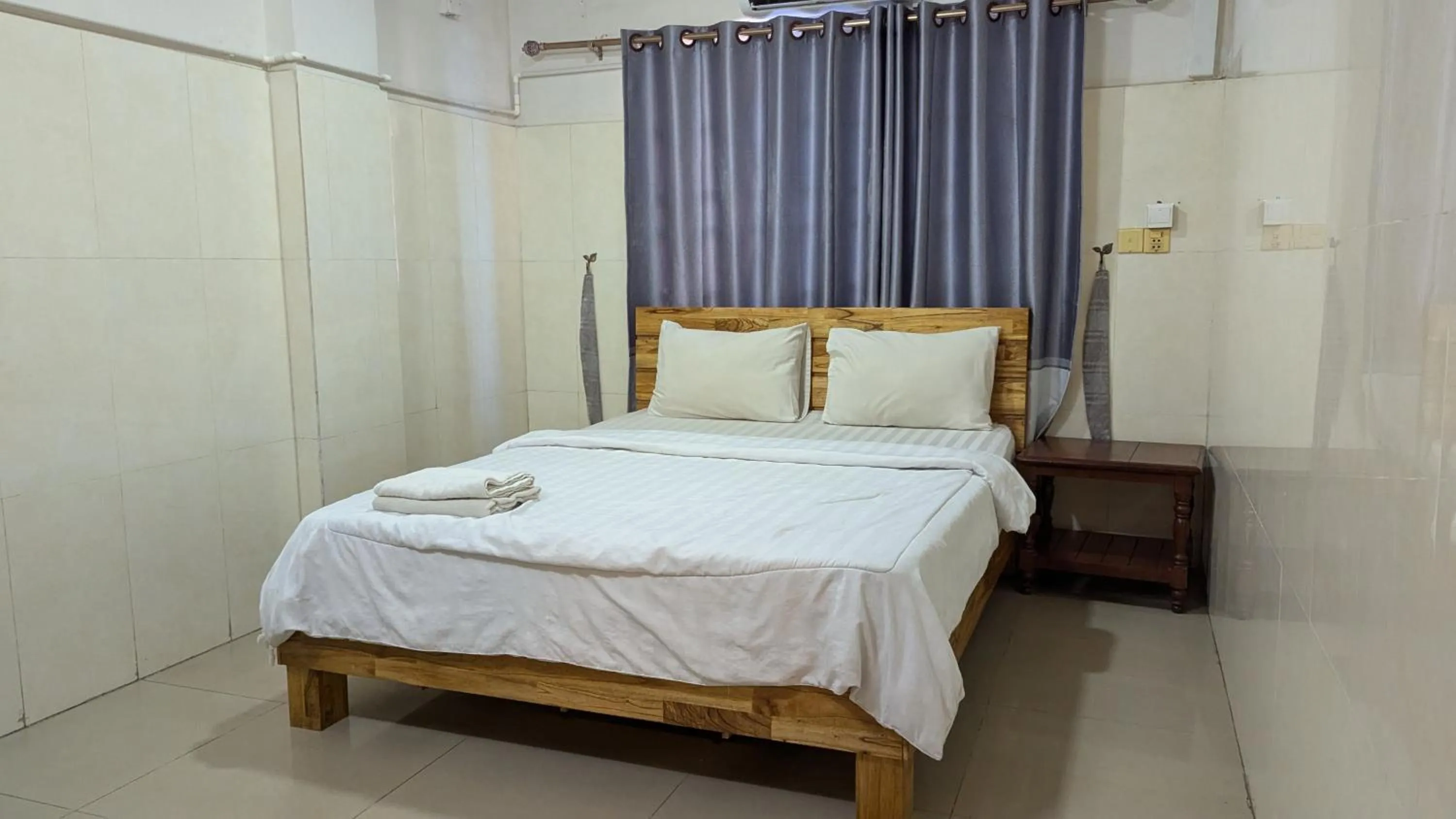 Bedroom, Bed in Empire House, Phnom Penh