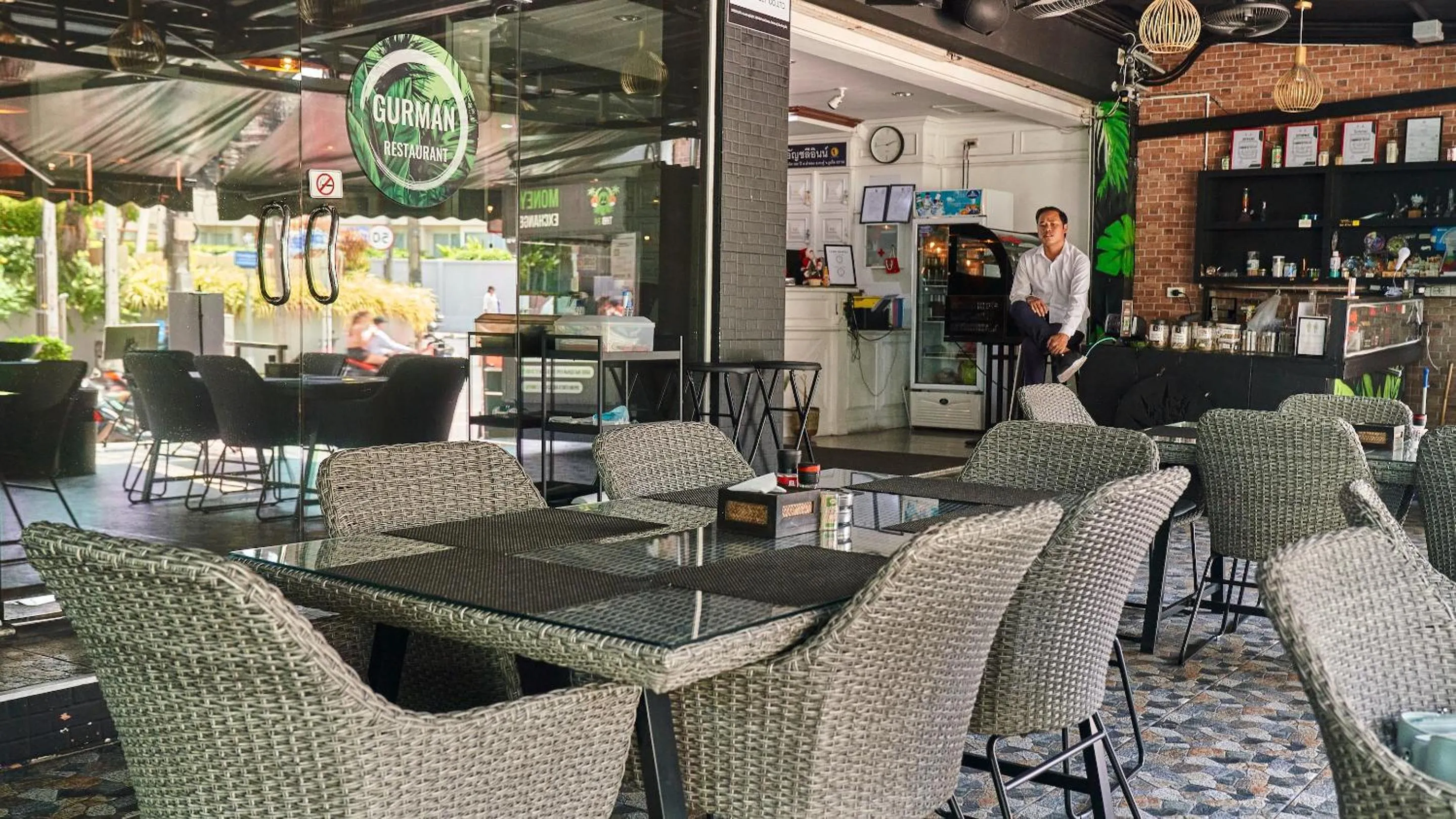 Seating area in Lime Hotel