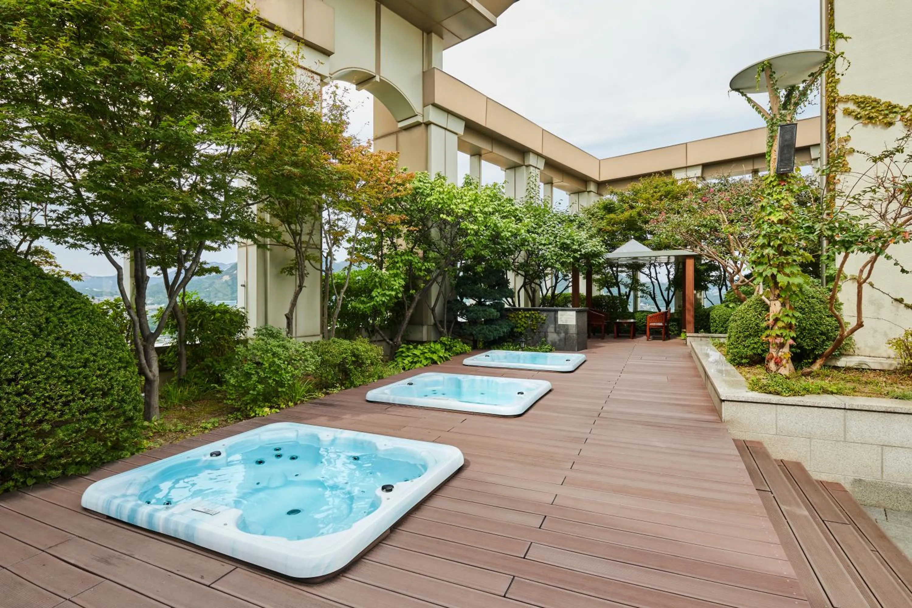 Hot Spring Bath in Somerset Palace Seoul