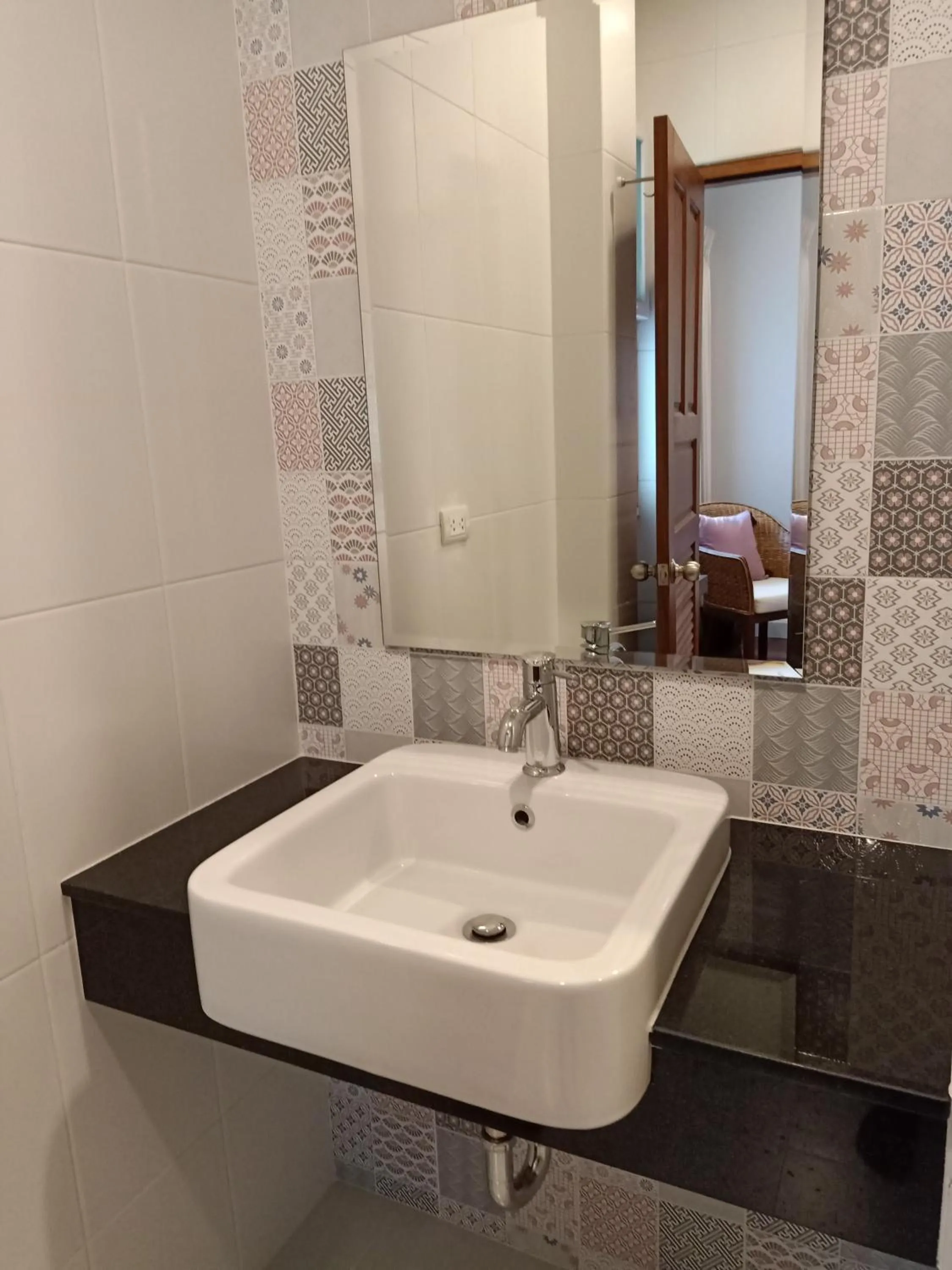 Bathroom in At Wara Bed And Breakfast