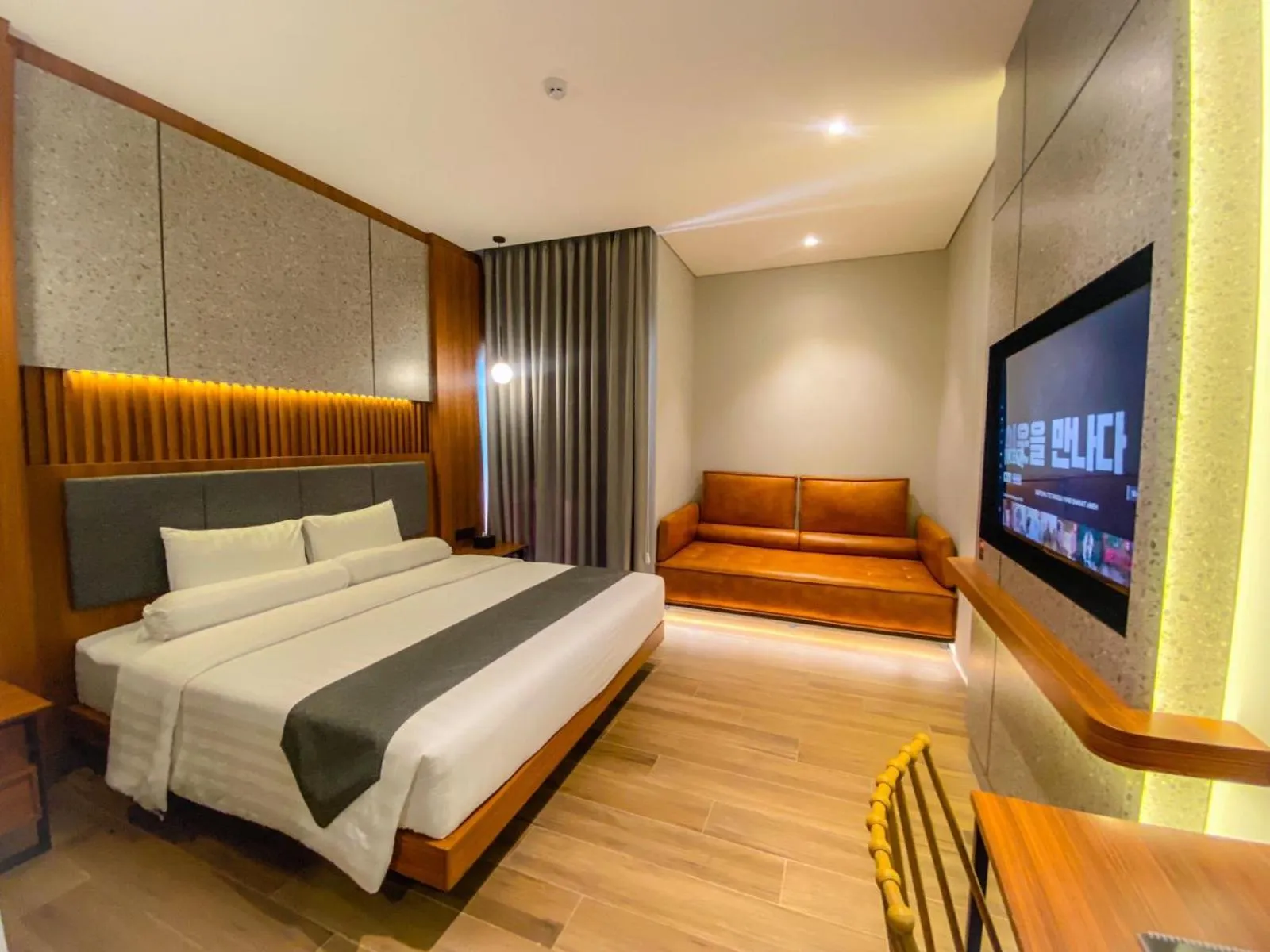 Bedroom, Bed in Nata Azana Hotel Solo