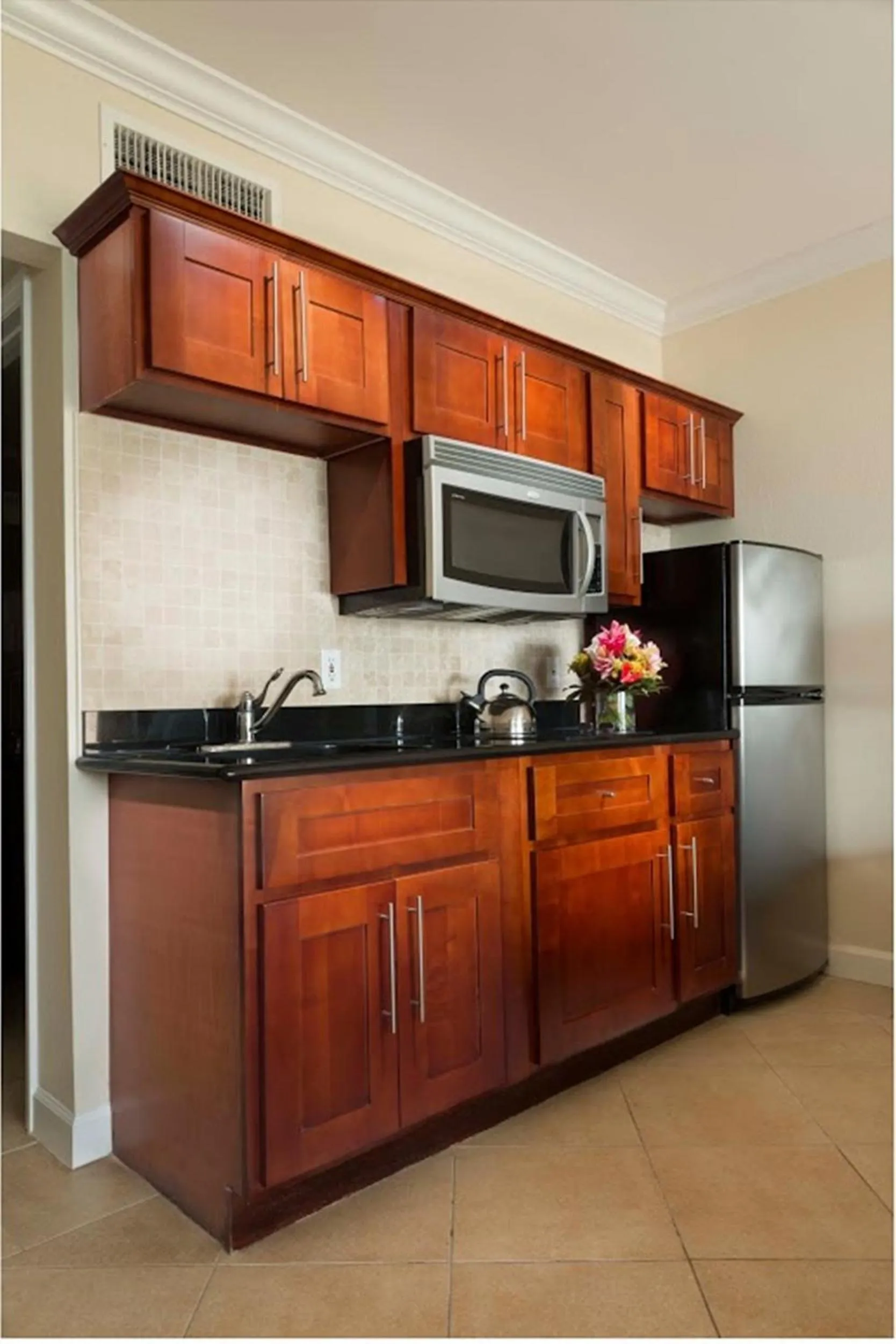 Kitchen or kitchenette in Divi Little Bay Beach Resort