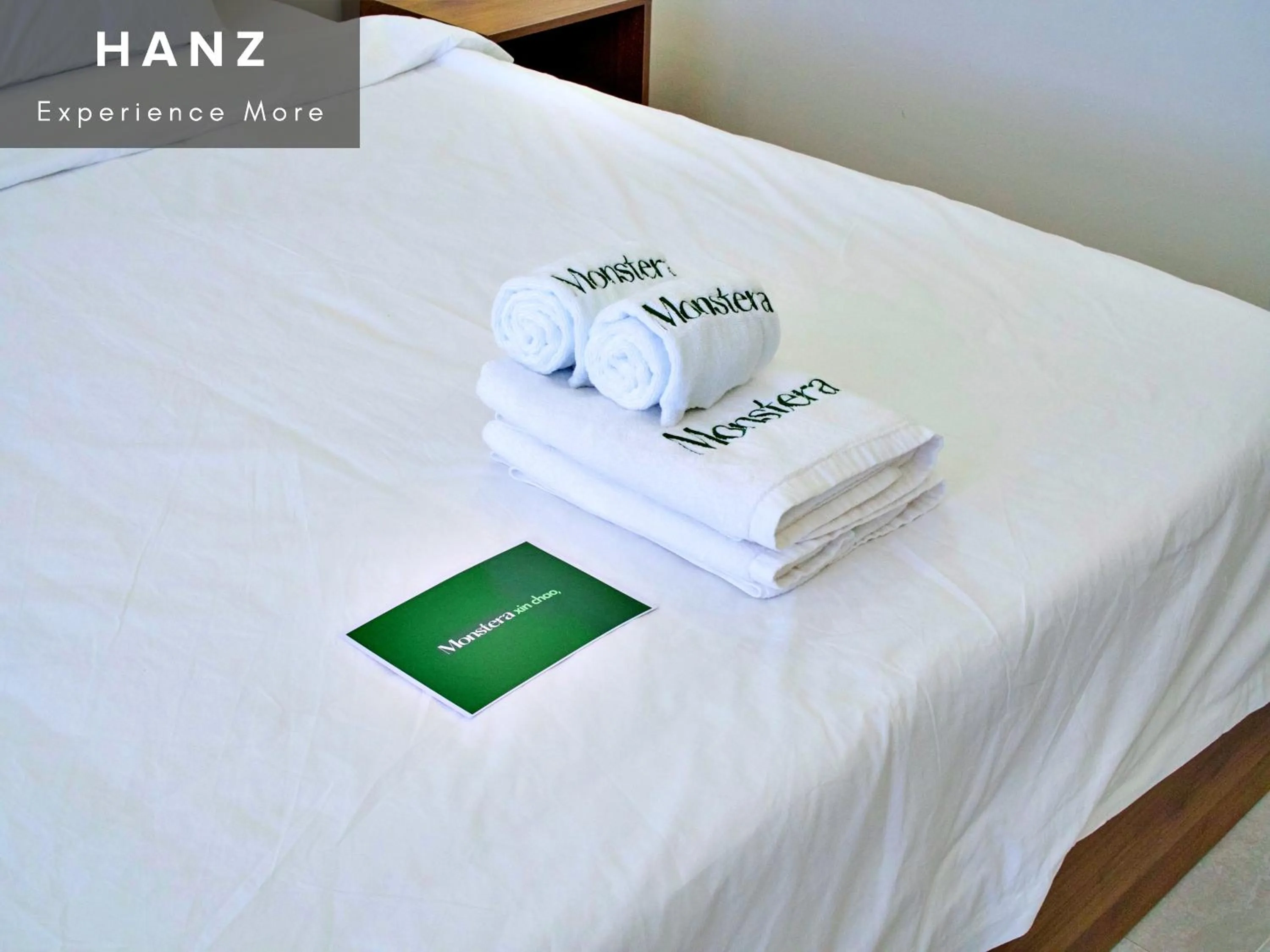 Bed in HANZ TM01 Monstera Grand Lago