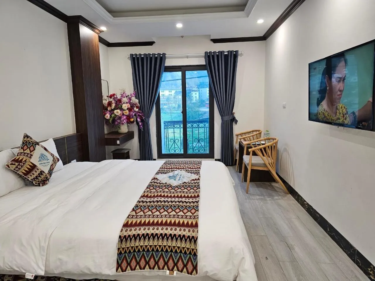 King Room with Mountain View in SAPA COSY HOTEL