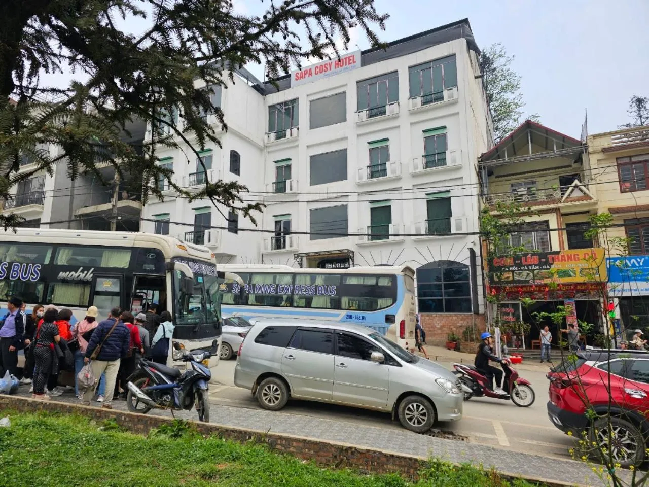 Triple Room with Mountain View in SAPA COSY HOTEL