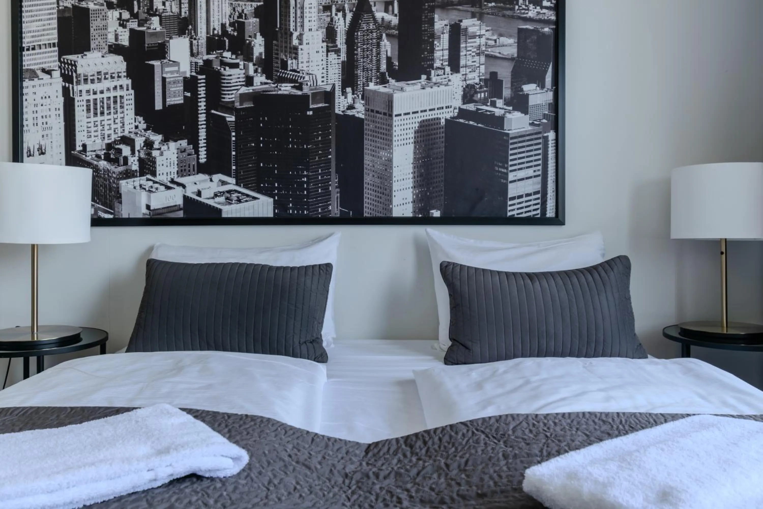 Bed in Máni Apartments