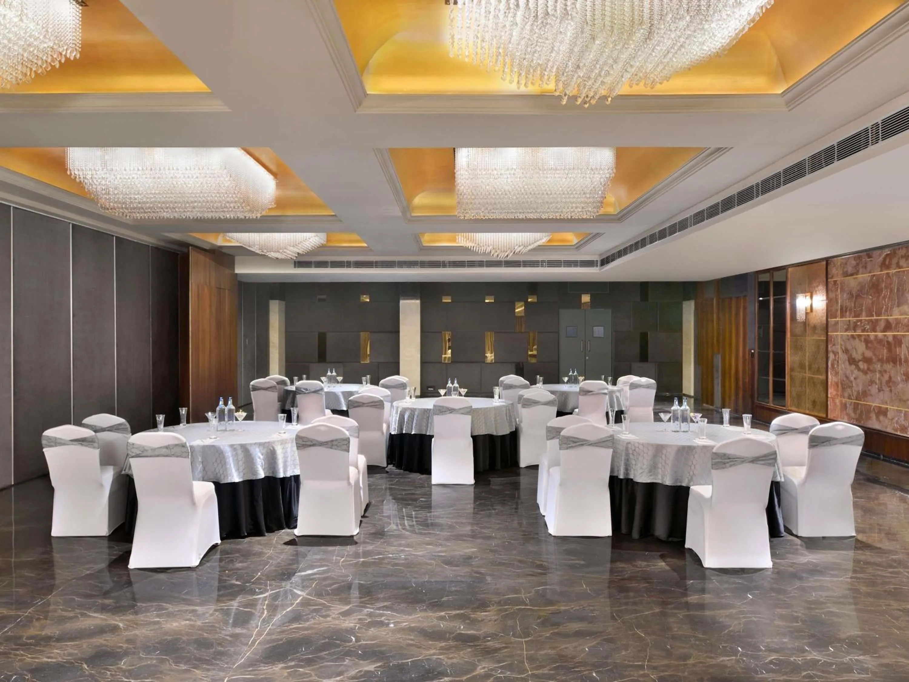 Meeting/conference room in Novotel Jodhpur ITI Circle