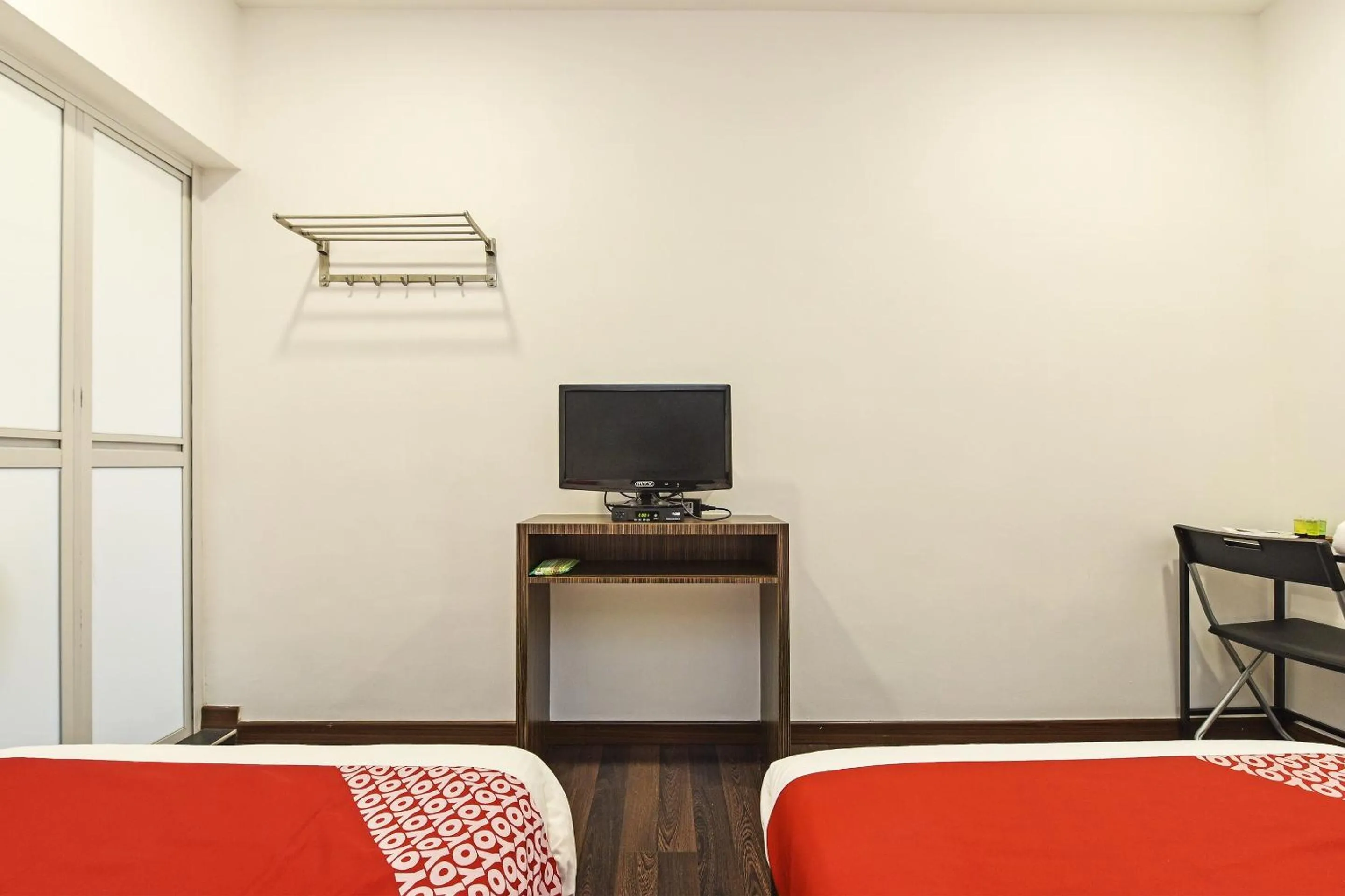 View (from property/room), Bed in 4S Hotel