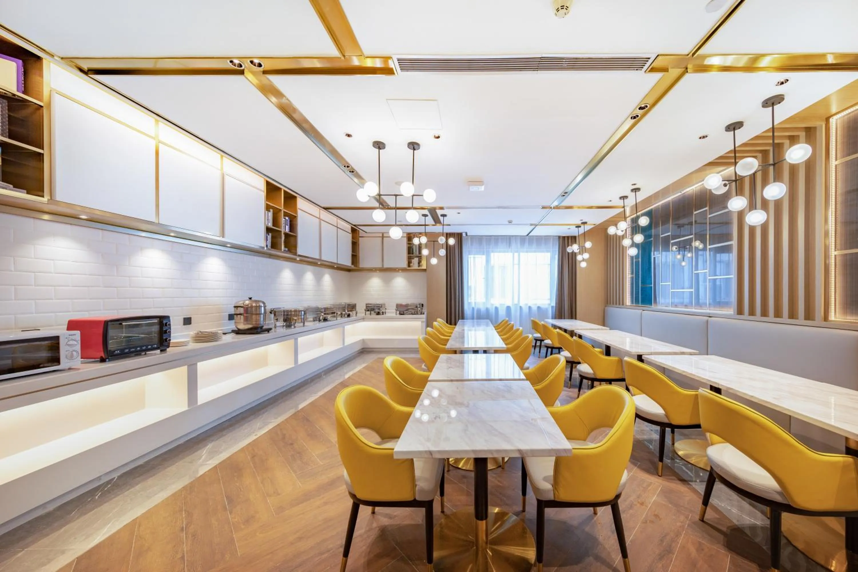 Restaurant/places to eat in Paco Hotel Guangzhou South Railway Station Panyu Changlong Branch