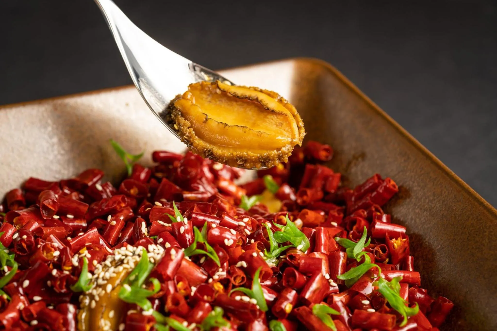 Restaurant/places to eat in Crowne Plaza Hangzhou Riverside by IHG