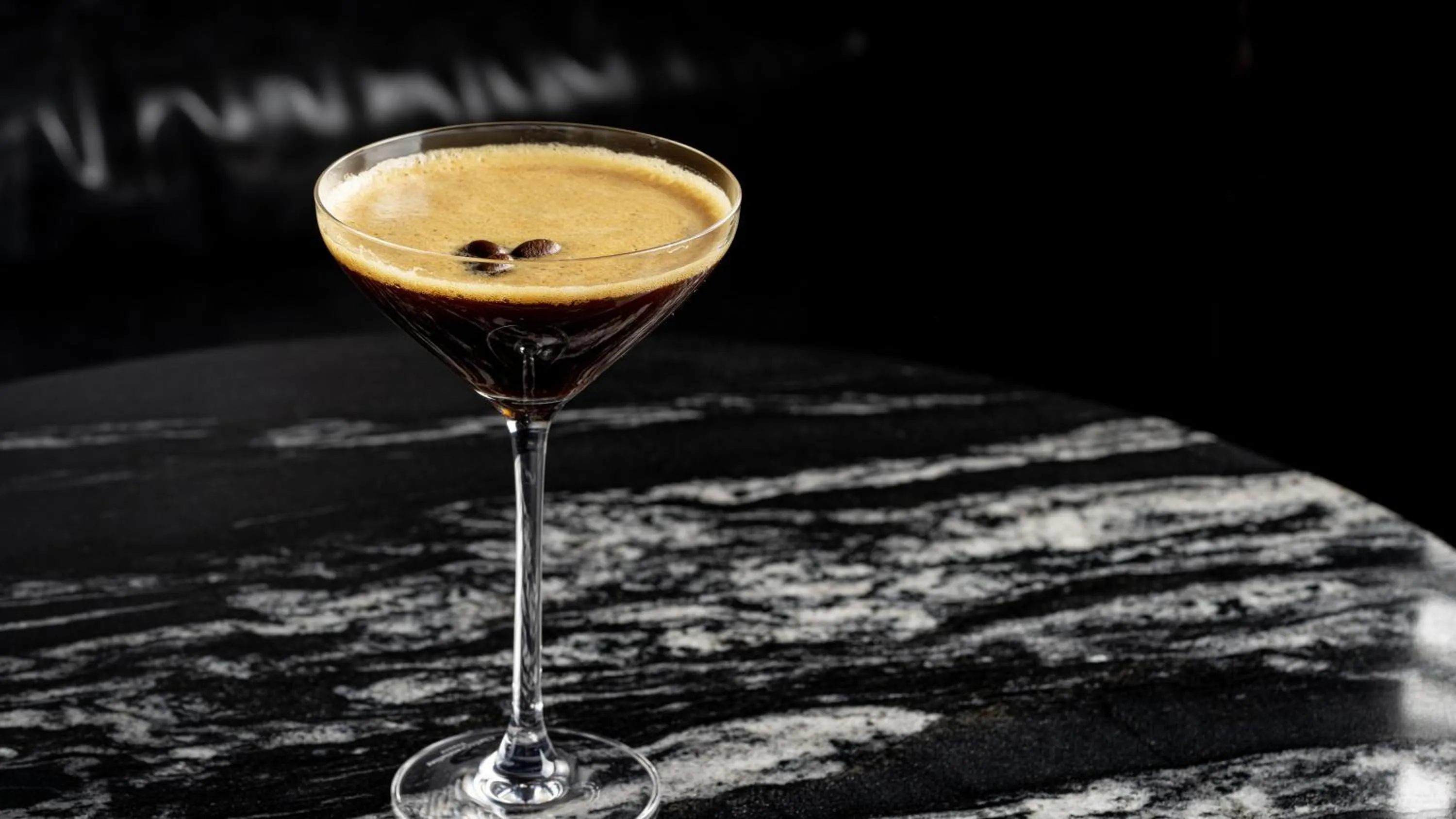 Lounge or bar in Crowne Plaza Hangzhou Riverside by IHG