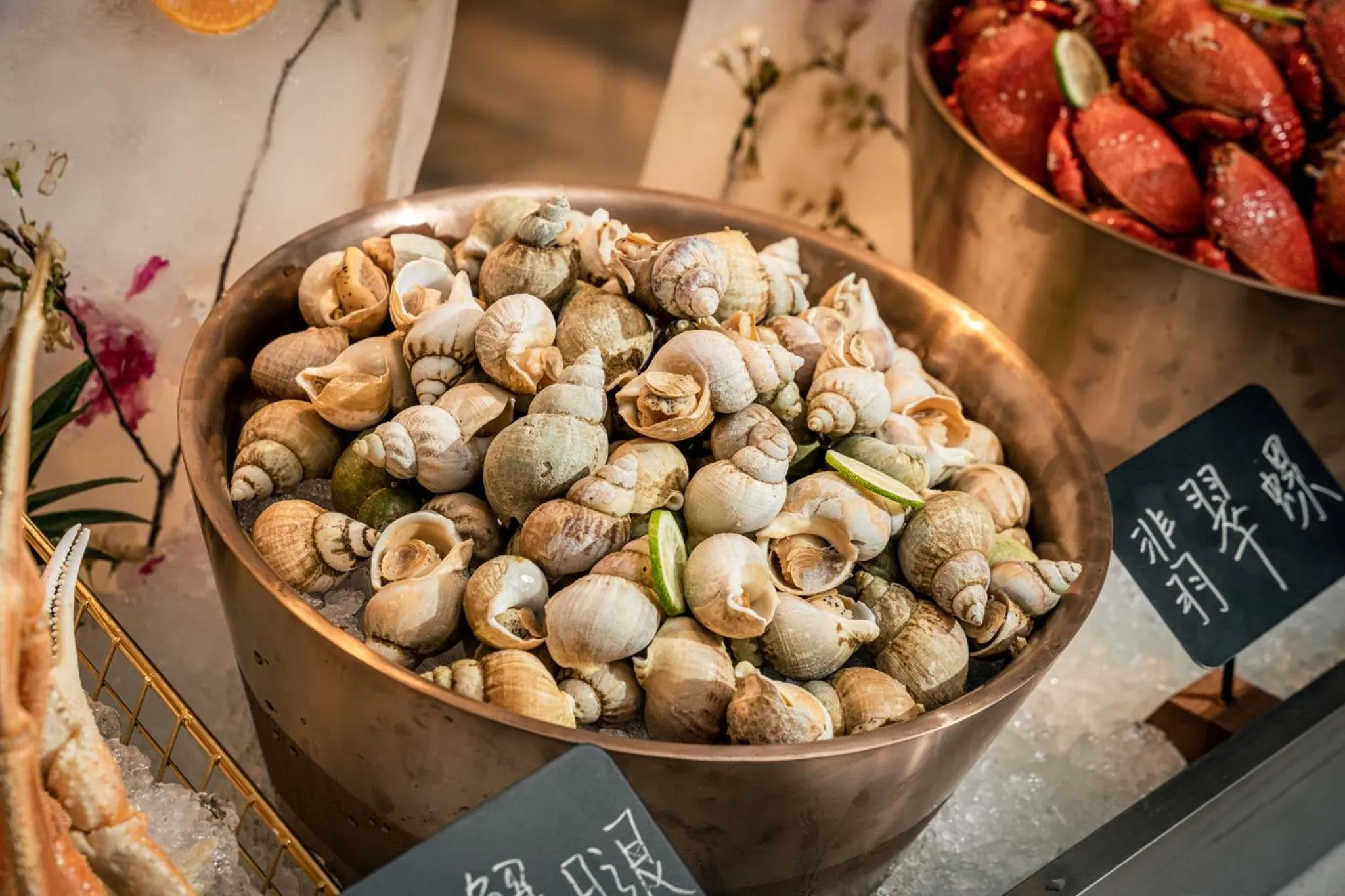 Restaurant/places to eat in Crowne Plaza Hangzhou Riverside by IHG