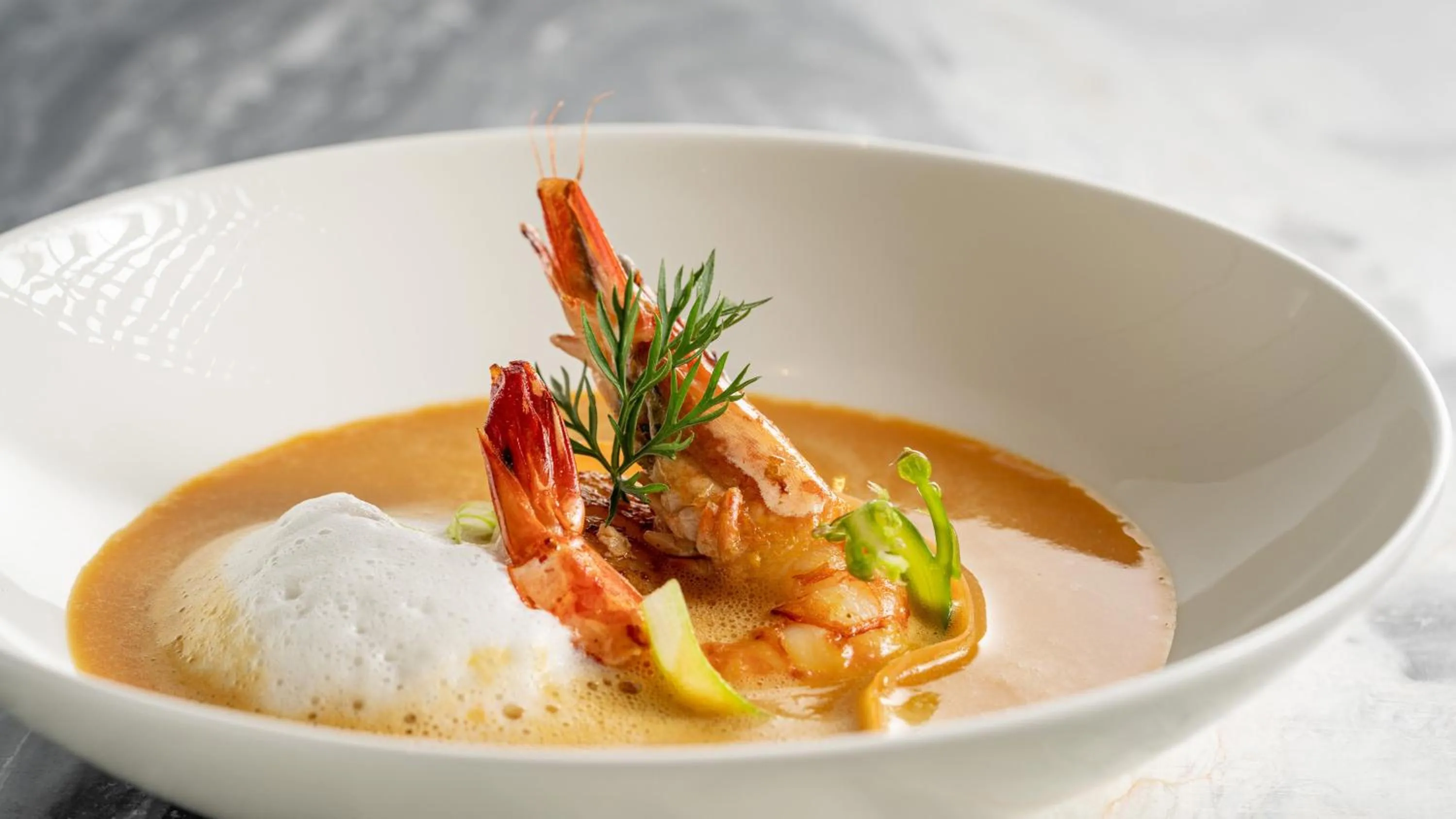 Restaurant/places to eat in Crowne Plaza Hangzhou Riverside by IHG