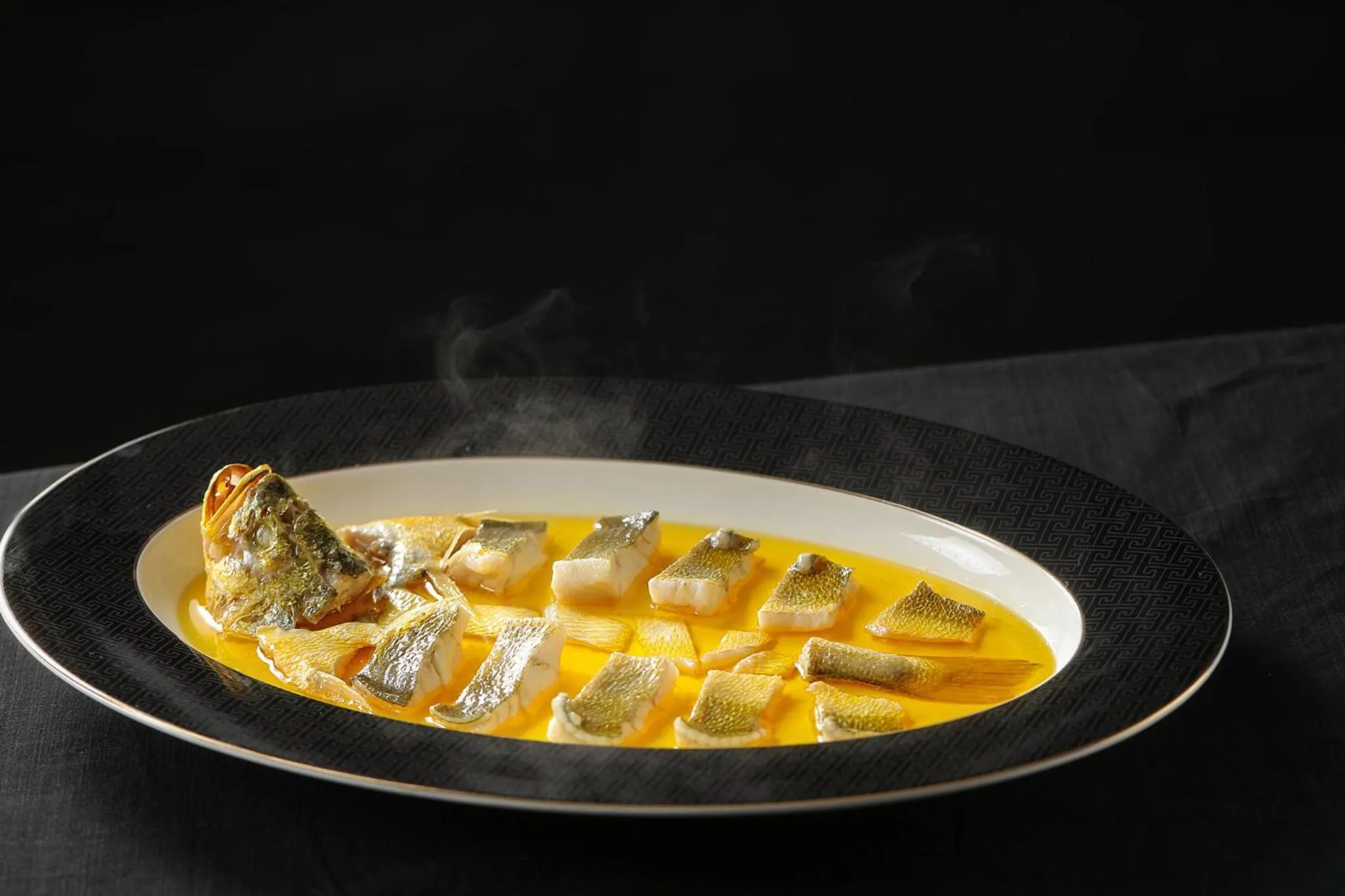 Restaurant/places to eat in Crowne Plaza Hangzhou Riverside by IHG