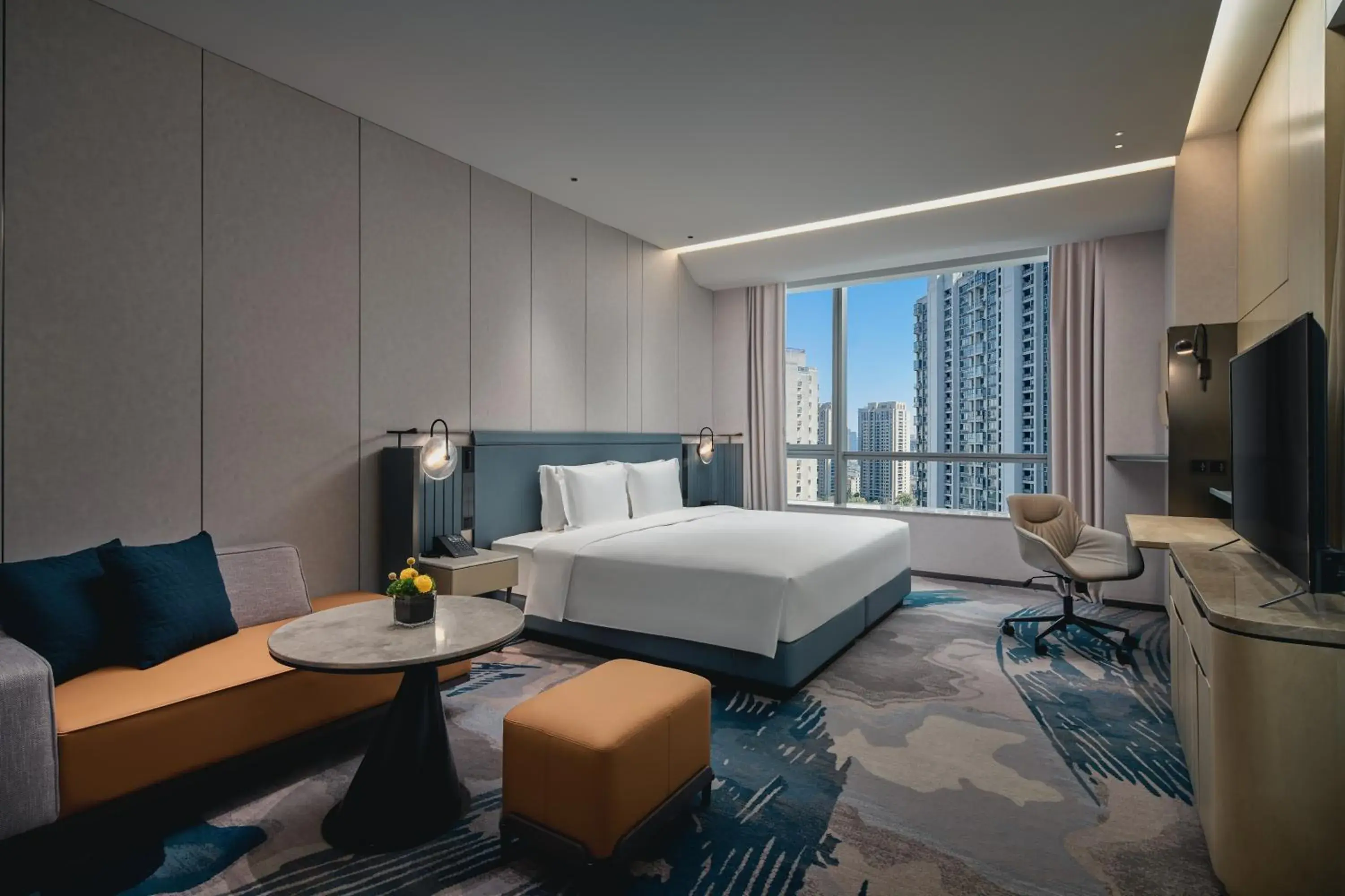 Standard King Room in Crowne Plaza Hangzhou Riverside by IHG Standard King Room in Crowne Plaza Hangzhou Riverside by IHG