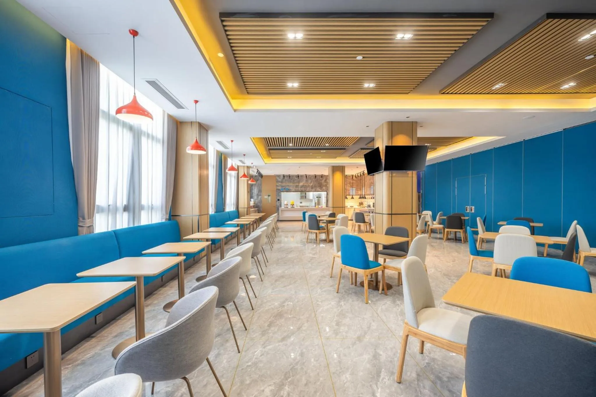 Restaurant/places to eat in Holiday Inn Express Jurong Xianlin
