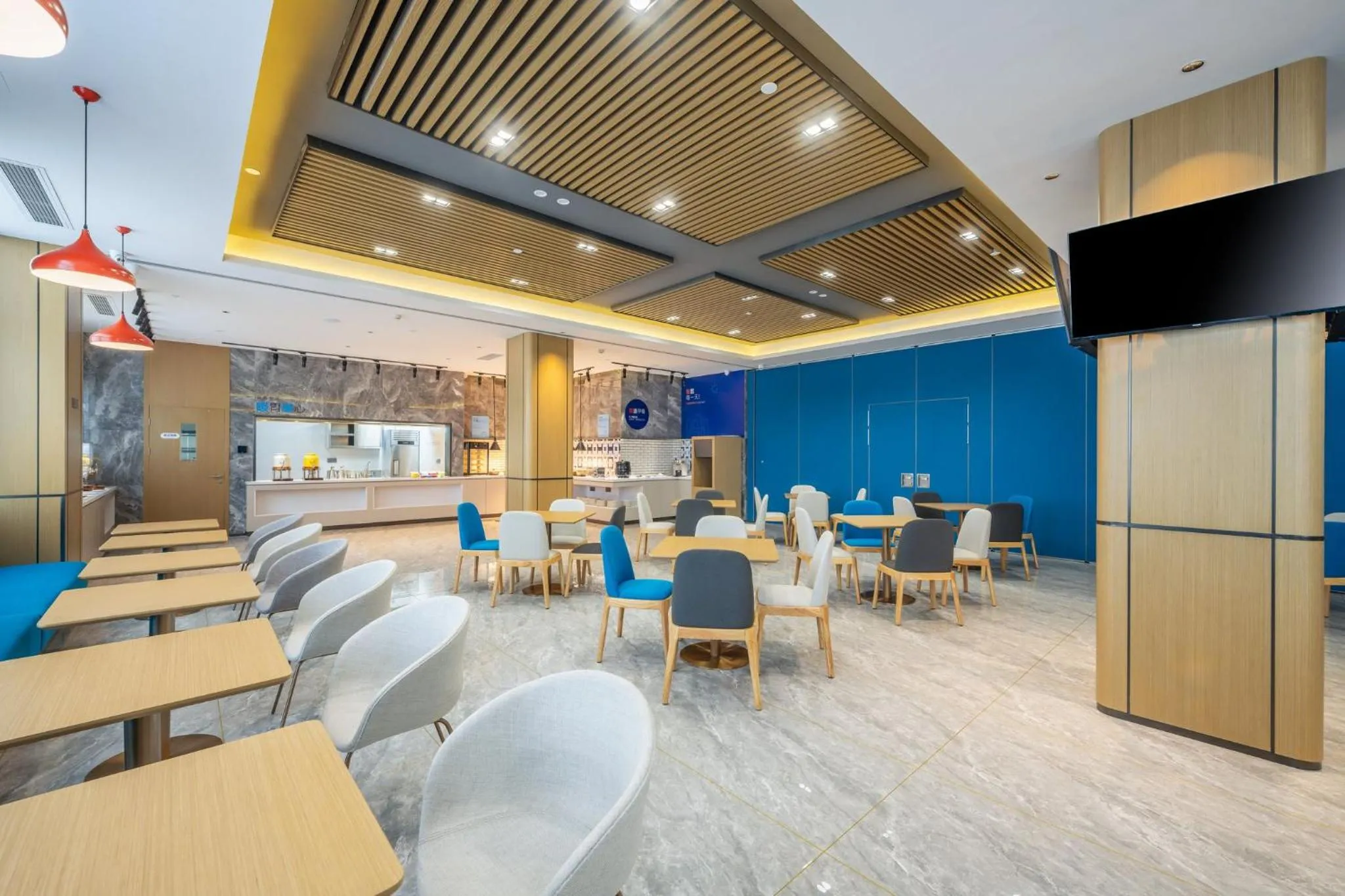 Restaurant/places to eat in Holiday Inn Express Jurong Xianlin