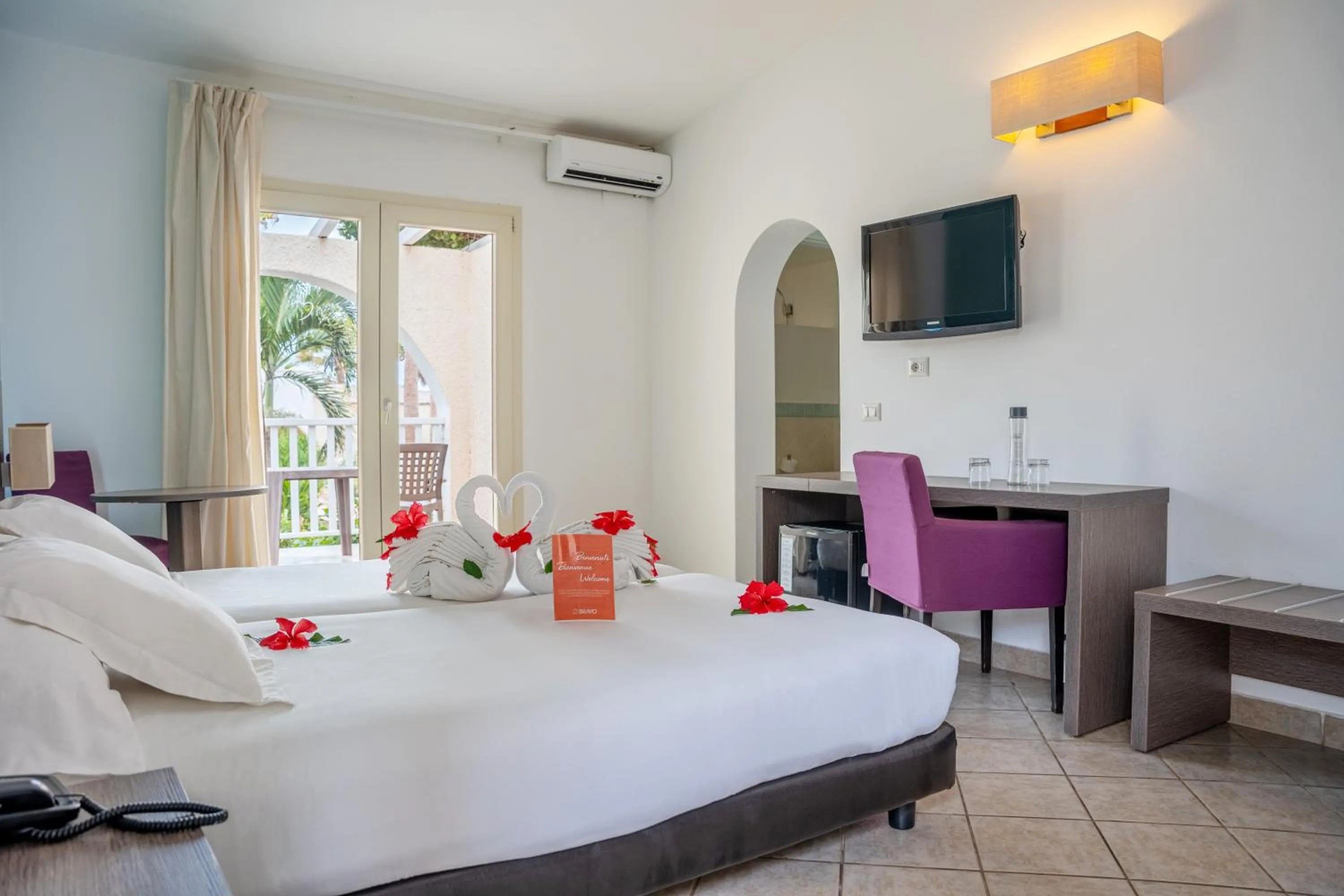 Bedroom, Bed in VOI Praia de Chaves Resort