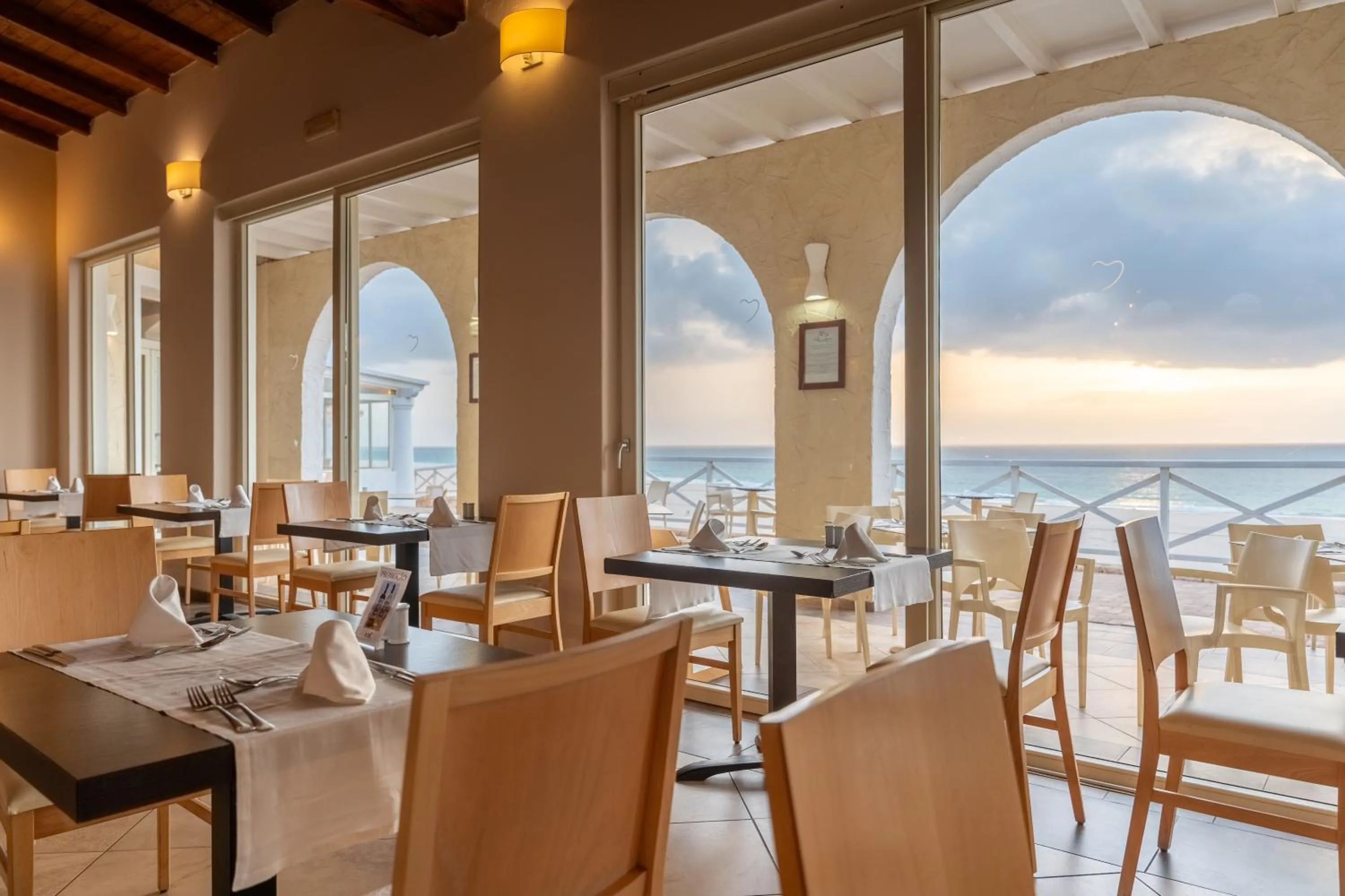 Restaurant/places to eat in VOI Praia de Chaves Resort