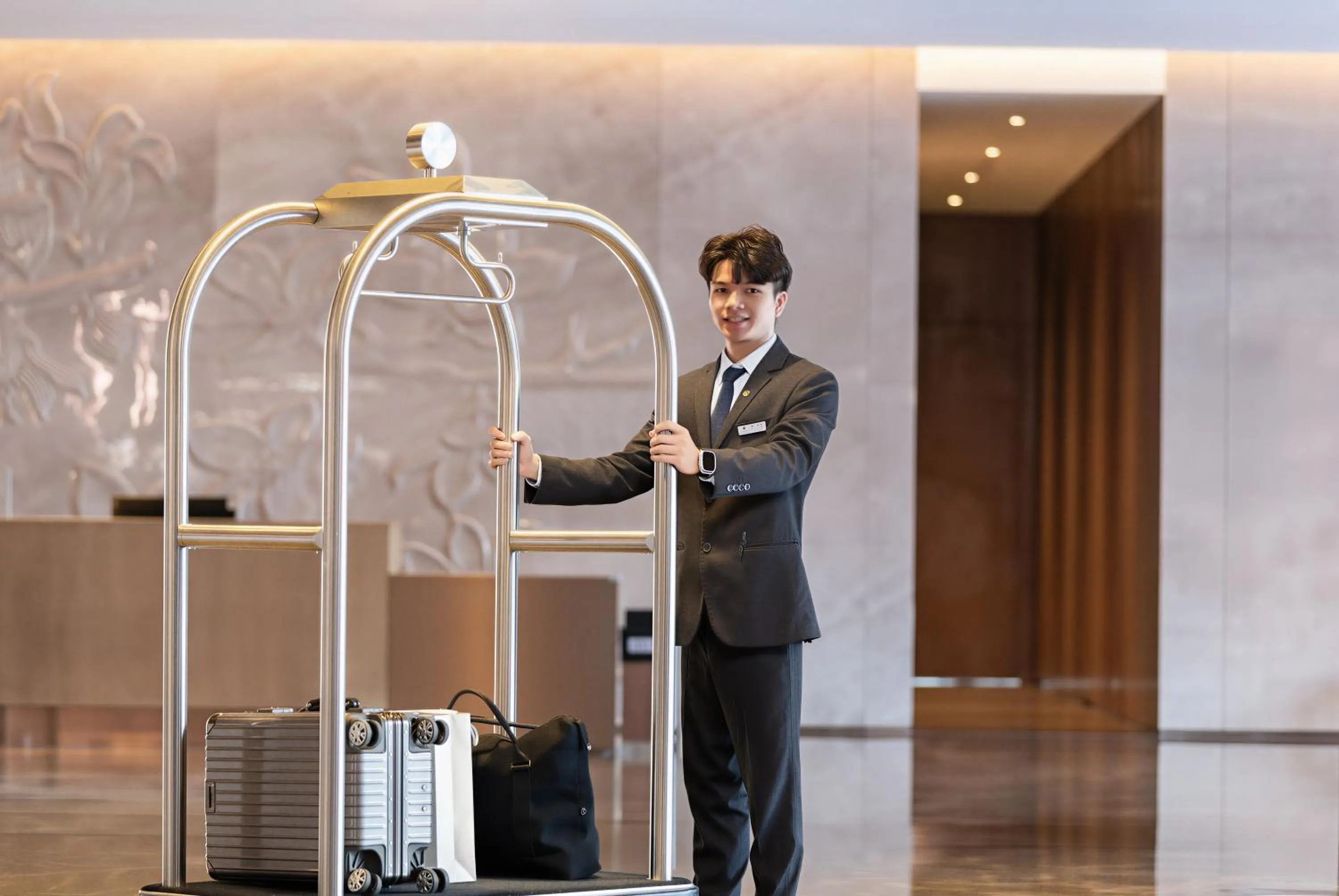 concierge in Genpla Hotel, Shenzhen Qianhai