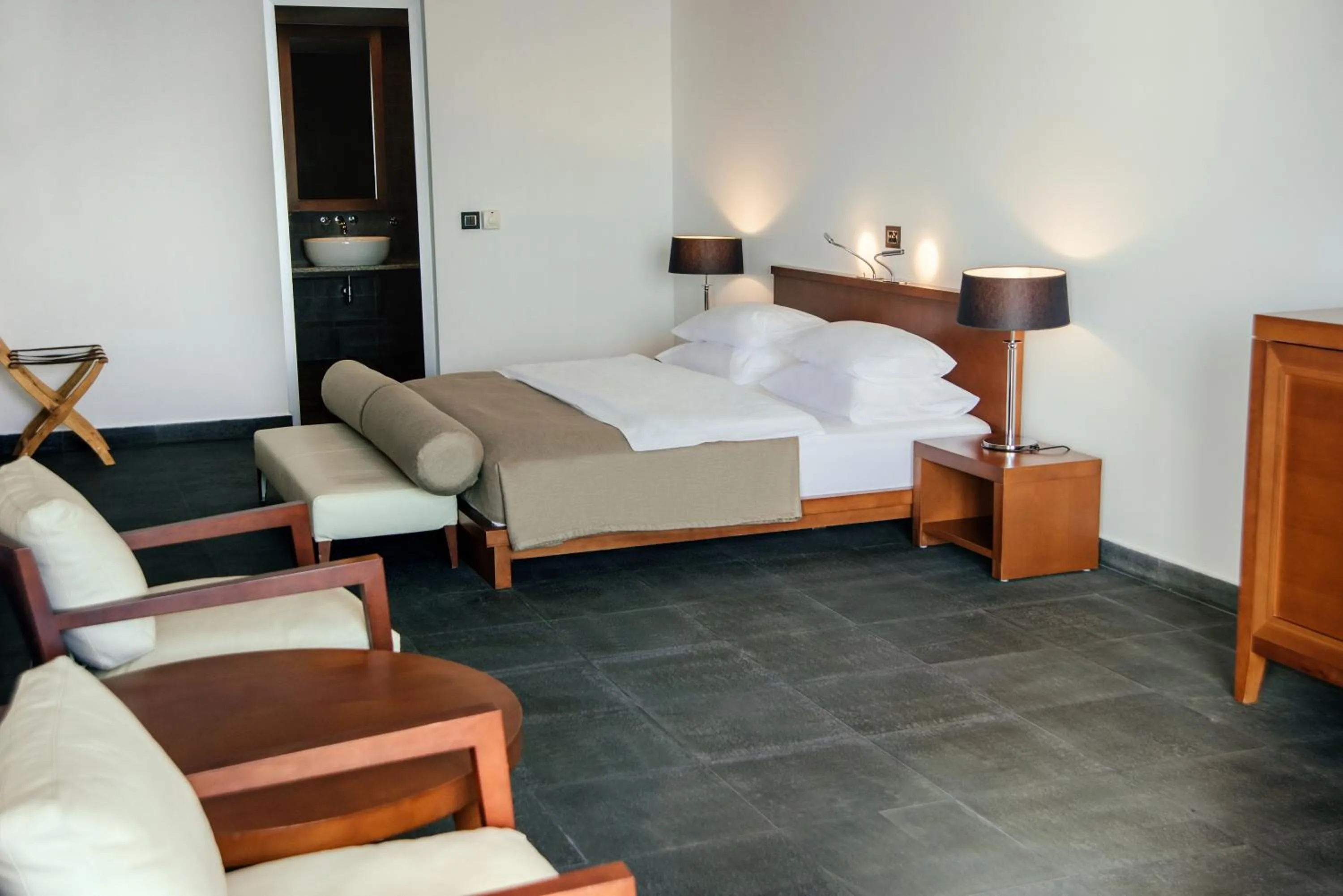 Bed in Avala Resort & Villas