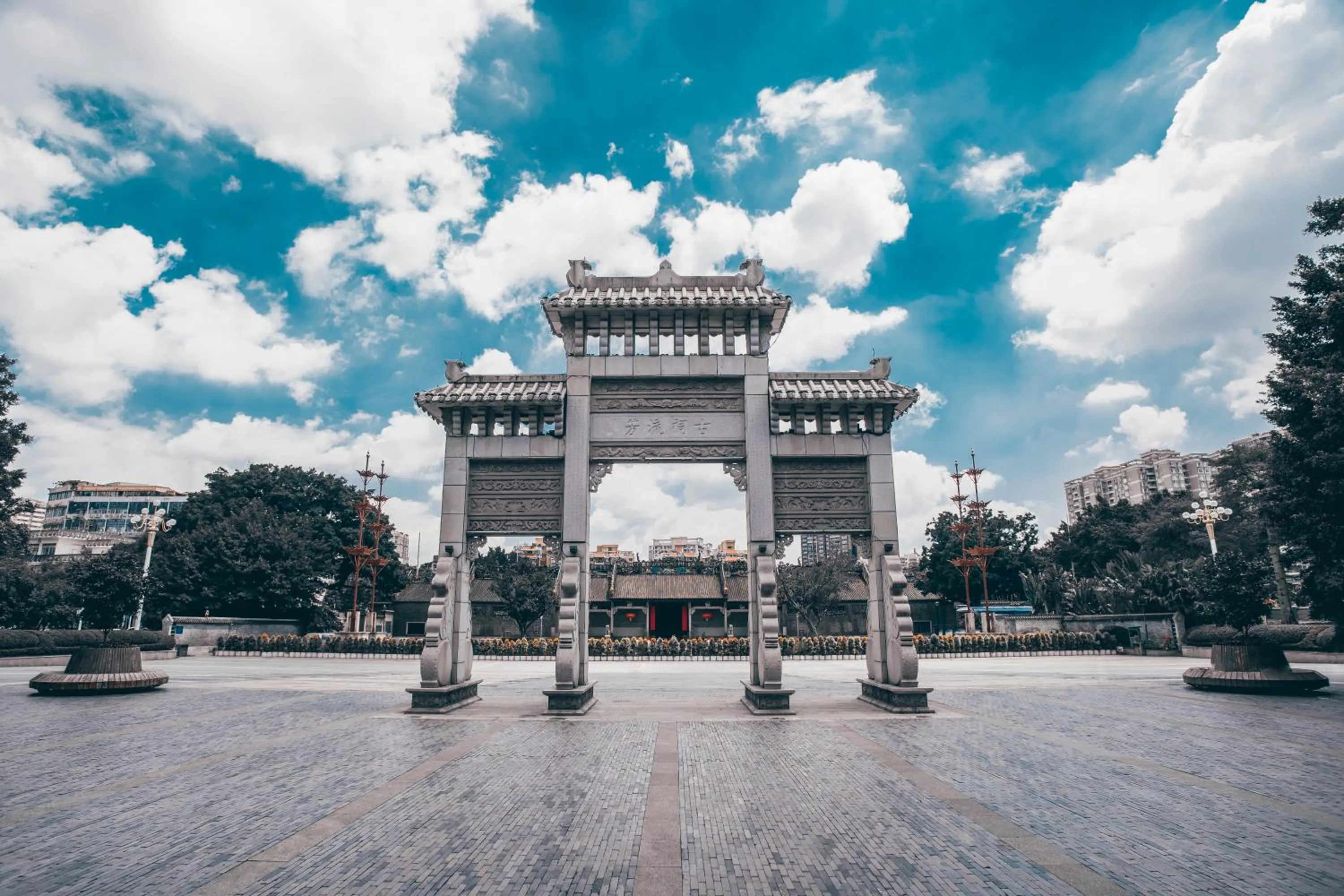 Nearby landmark in Echarm PLUS International Hotel Zhujiang New Town Wuyangcun Metro Station Branch- Free Deliver Service to Canton Fair Complex During Canton Fair Period