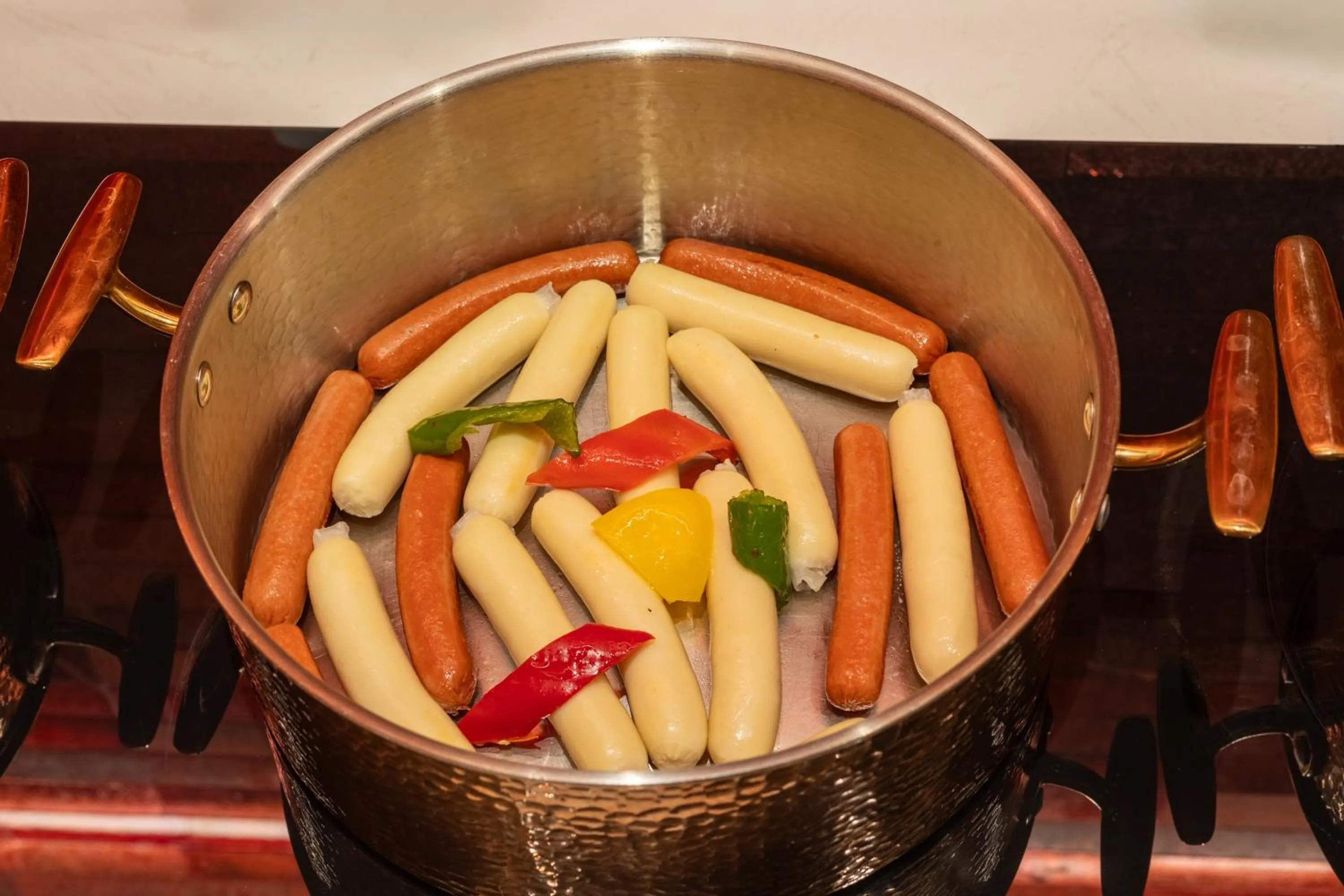 Breakfast in Echarm PLUS International Hotel Zhujiang New Town Wuyangcun Metro Station Branch- Free Deliver Service to Canton Fair Complex During Canton Fair Period