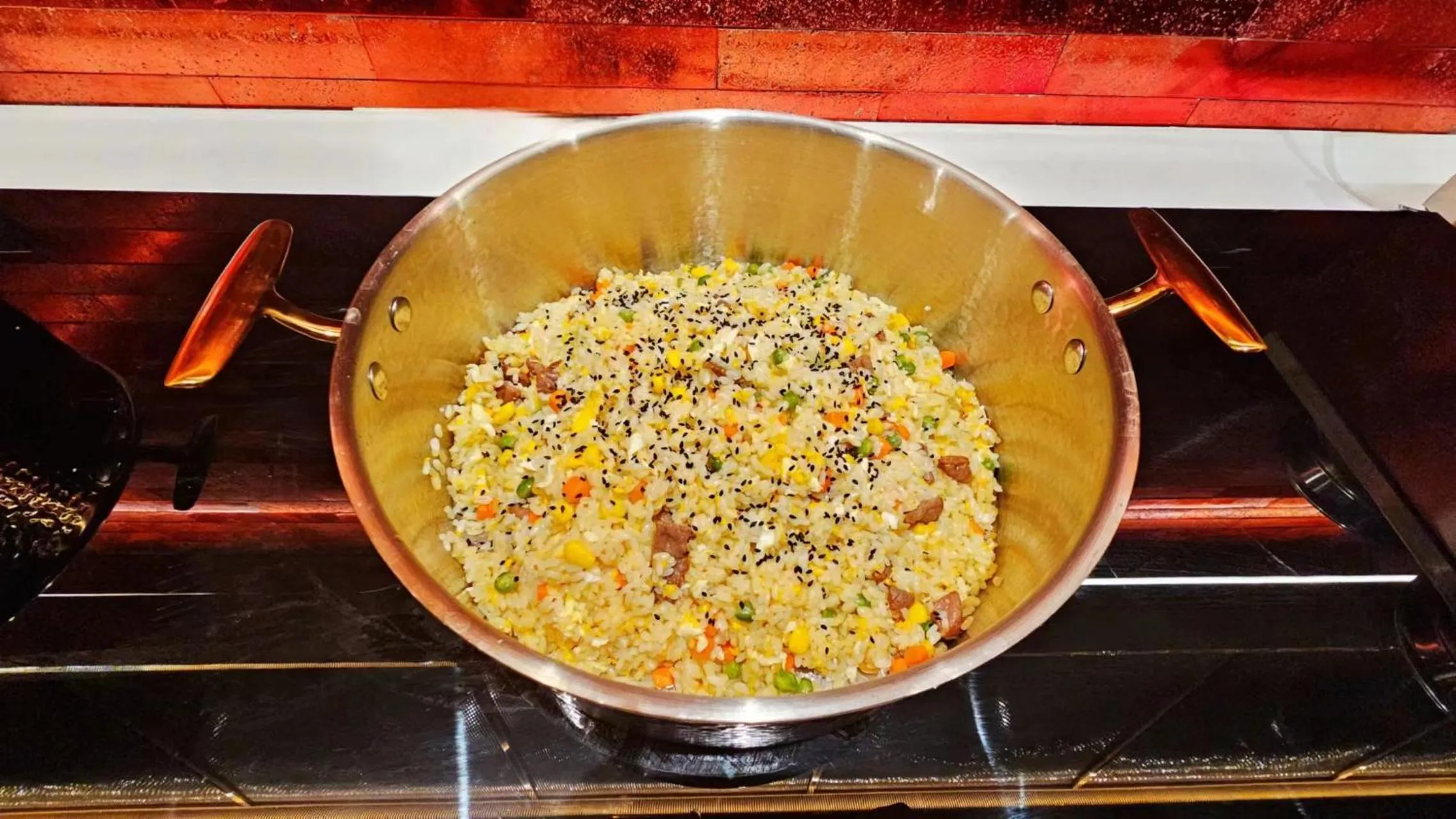 Breakfast in Echarm PLUS International Hotel Zhujiang New Town Wuyangcun Metro Station Branch- Free Deliver Service to Canton Fair Complex During Canton Fair Period